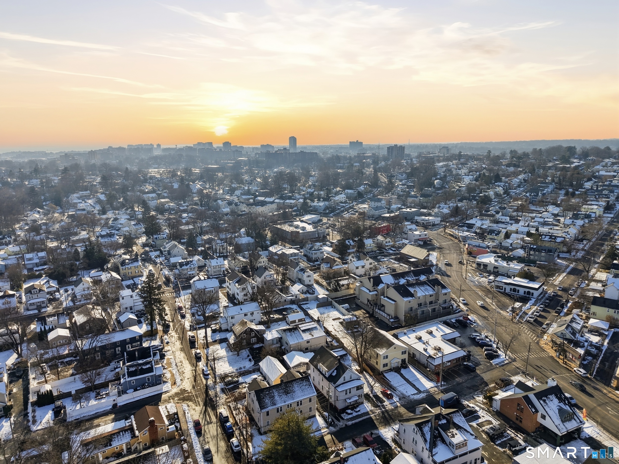 Homes for sale in Stamford, CT | 15 Rose St, Stamford, CT 06906 | MLS# 24145329