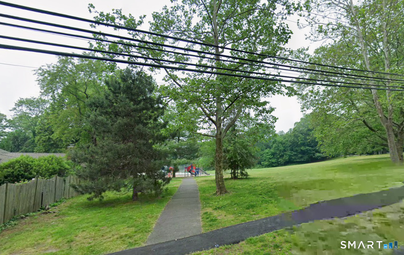 90 2nd, Fairfield, 06825, 4 Bedrooms Bedrooms, 0 ,2 BathroomsBathrooms,Residential Rental,For Sale,2nd,0,24145509