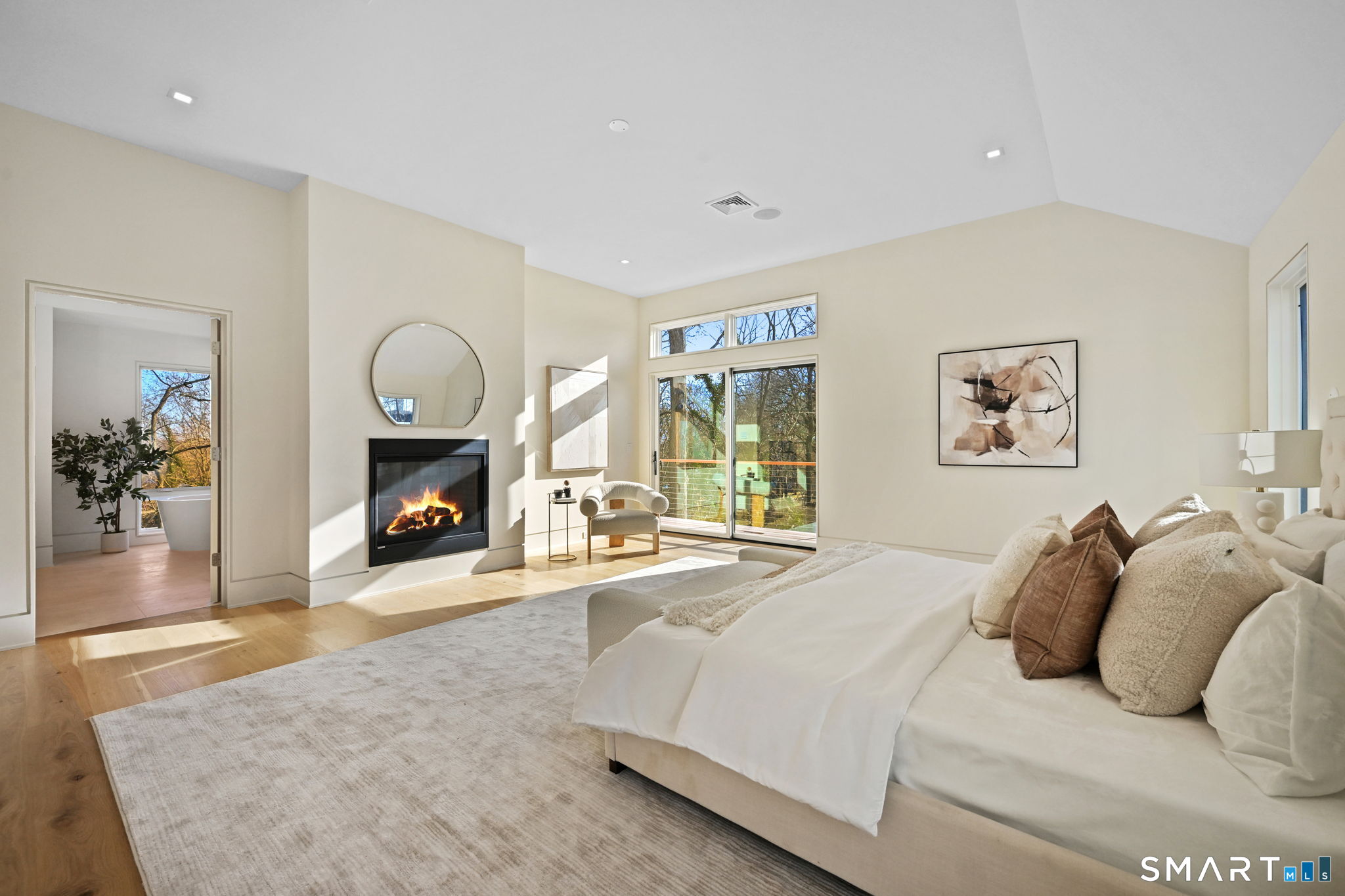 Greenwich, Connecticut, 06830, United States, 6 Bedrooms Bedrooms, ,8.5 BathroomsBathrooms,Residential,For Sale,1959998