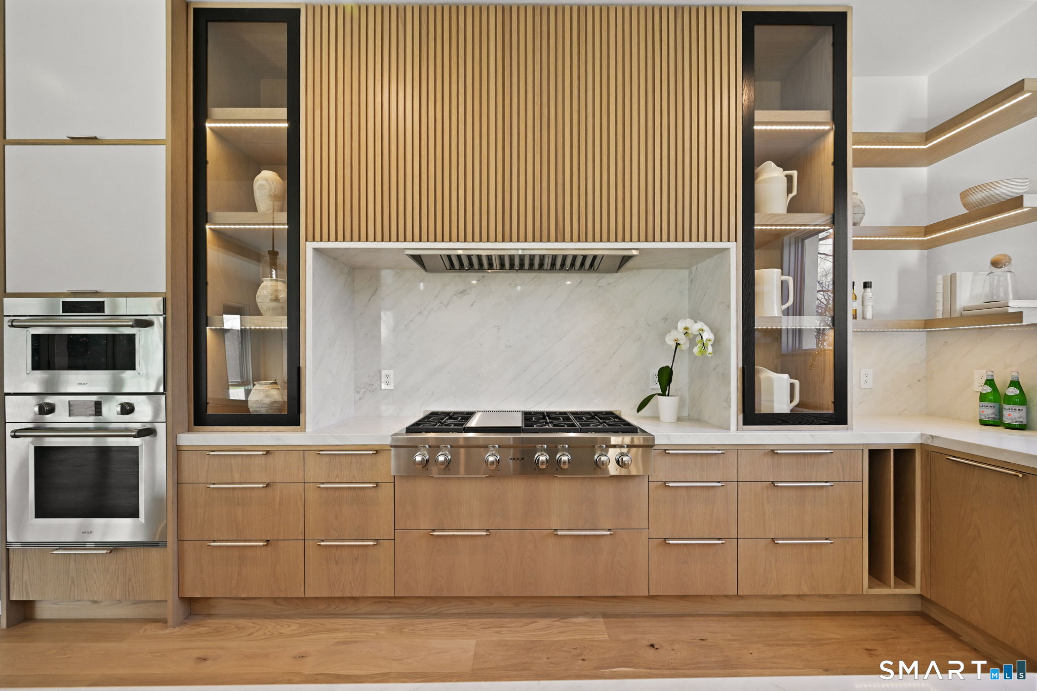 Greenwich, Connecticut, 06830, United States, 6 Bedrooms Bedrooms, ,8.5 BathroomsBathrooms,Residential,For Sale,1959998