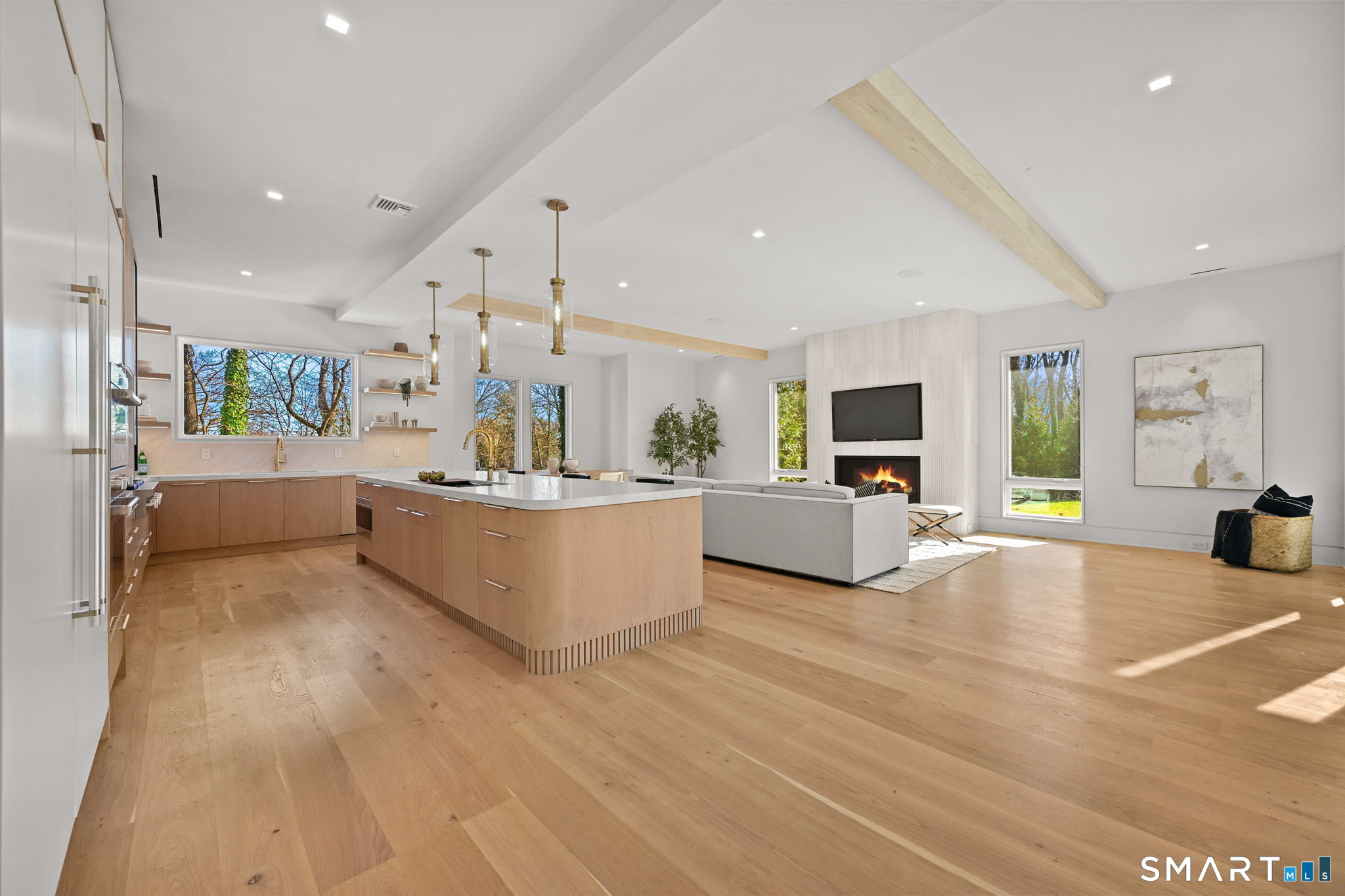 Greenwich, Connecticut, 06830, United States, 6 Bedrooms Bedrooms, ,8.5 BathroomsBathrooms,Residential,For Sale,1959998