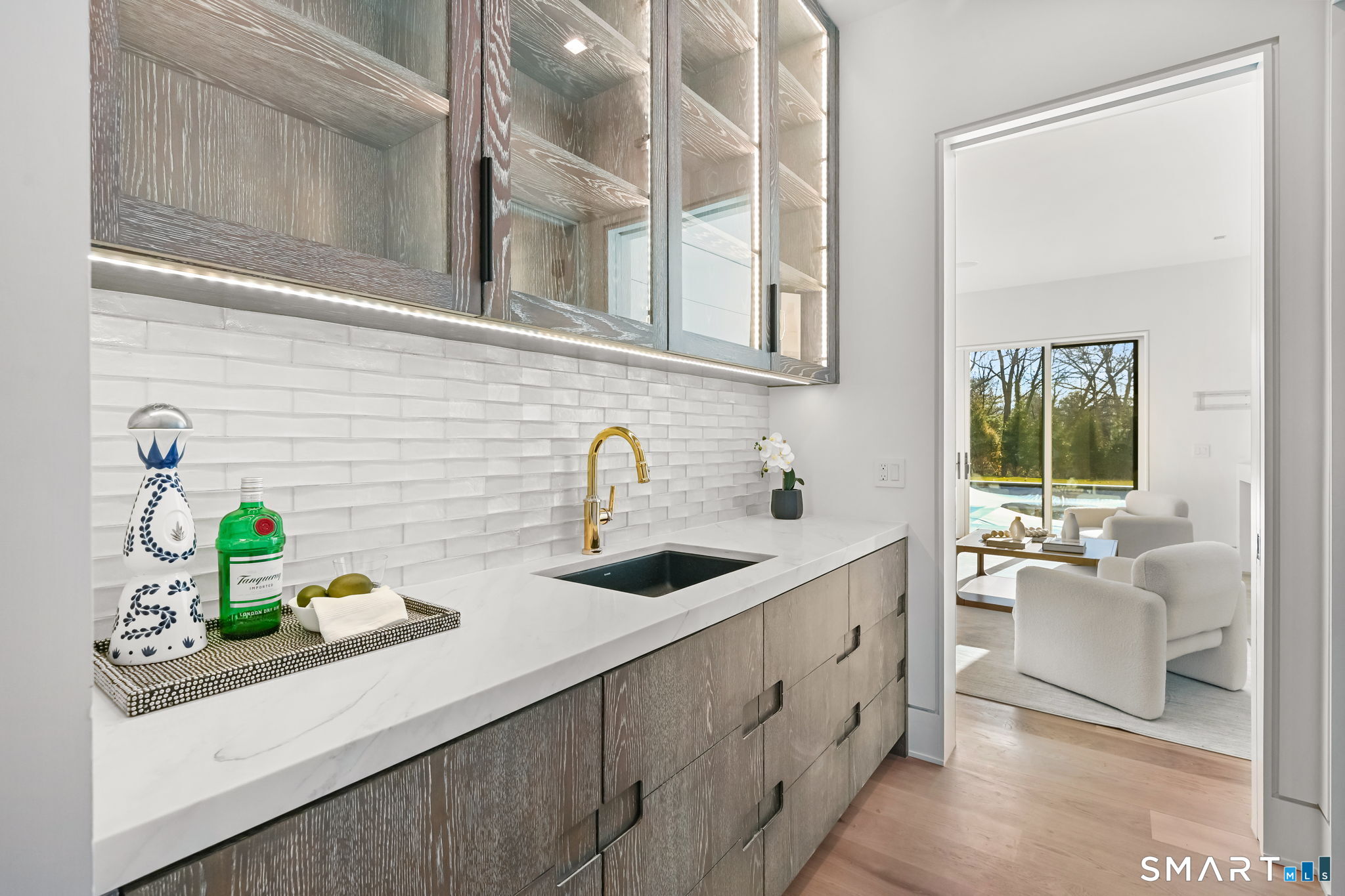 Greenwich, Connecticut, 06830, United States, 6 Bedrooms Bedrooms, ,8.5 BathroomsBathrooms,Residential,For Sale,1959998