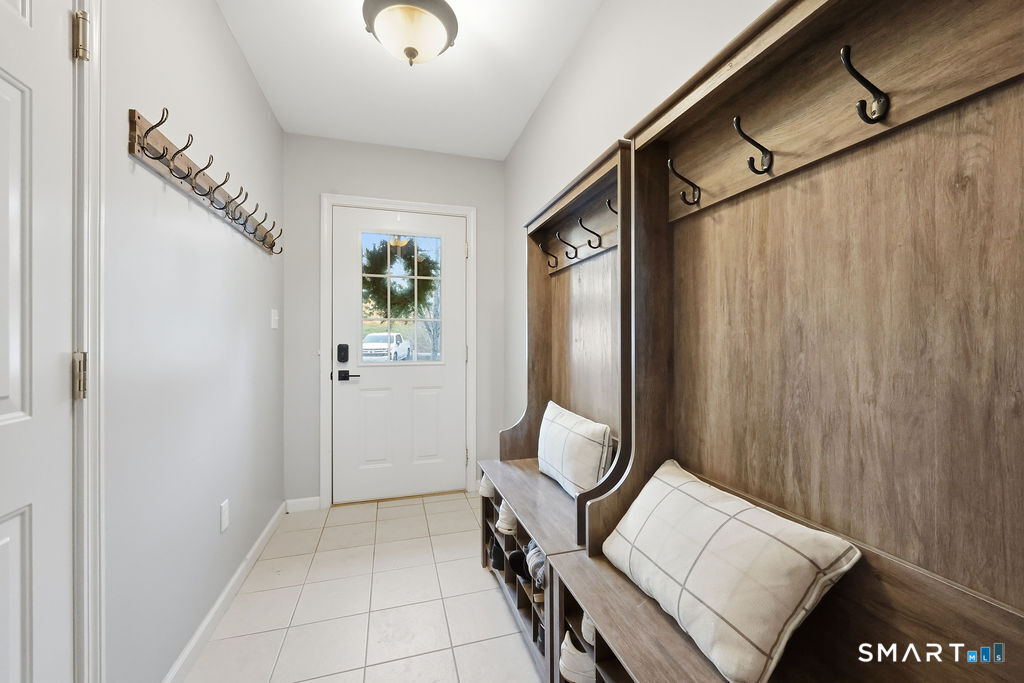 Homes for sale in Southington, CT | 55 Columbus Blvd #14, Southington, CT 06489 | MLS# 24145277