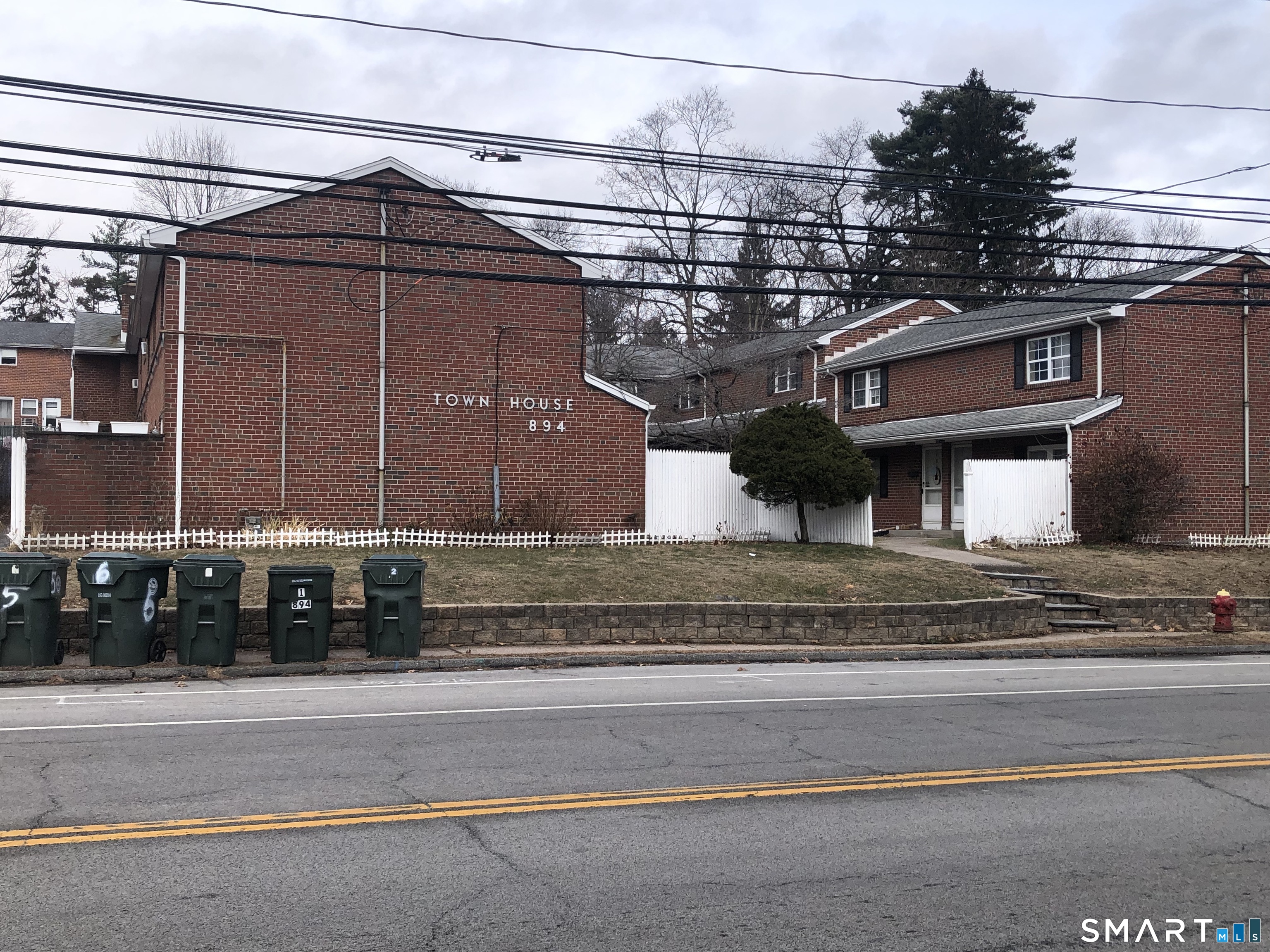 Homes for sale in East Hartford, CT | 894 Burnside Ave #APT 11, East Hartford, CT 06108 | MLS# 24145523