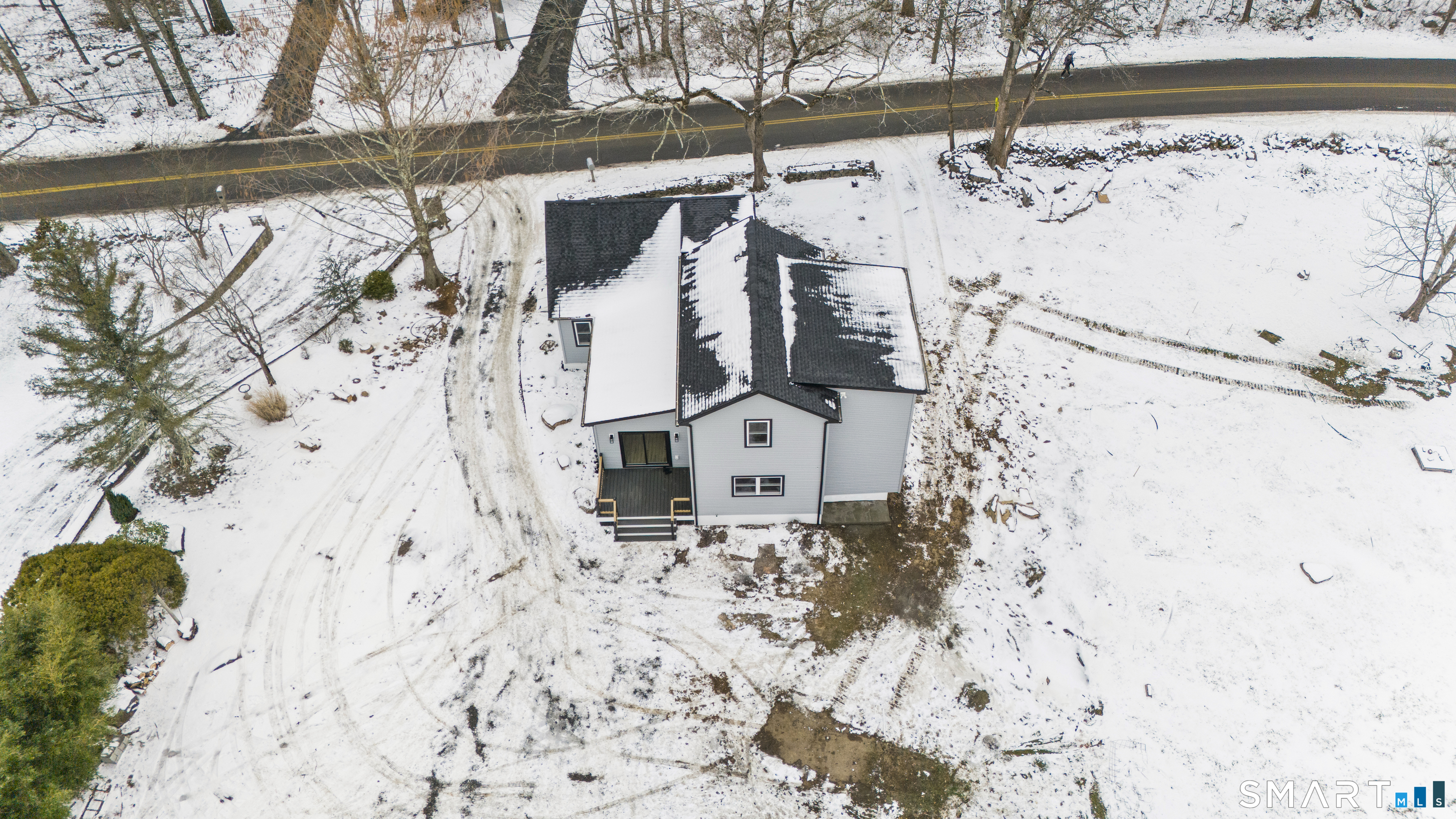 Homes for sale in Clinton, CT | 244 Cow Hill Rd, Clinton, CT 06413 | MLS# 24144851