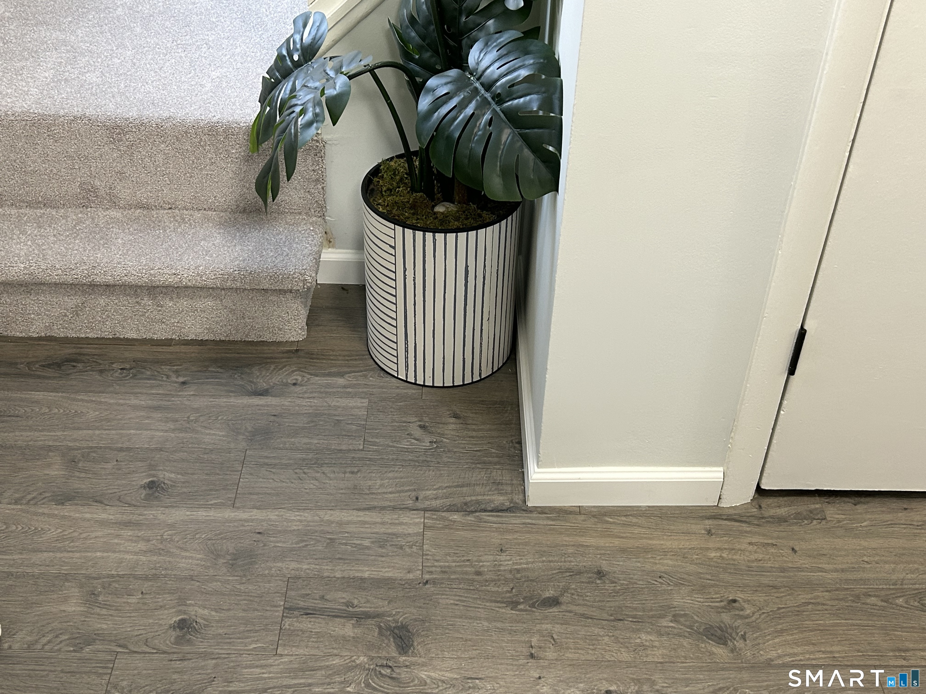 Homes for sale in Bloomfield, CT | 111 Sutton Pl #111, Bloomfield, CT 06002 | MLS# 24145516