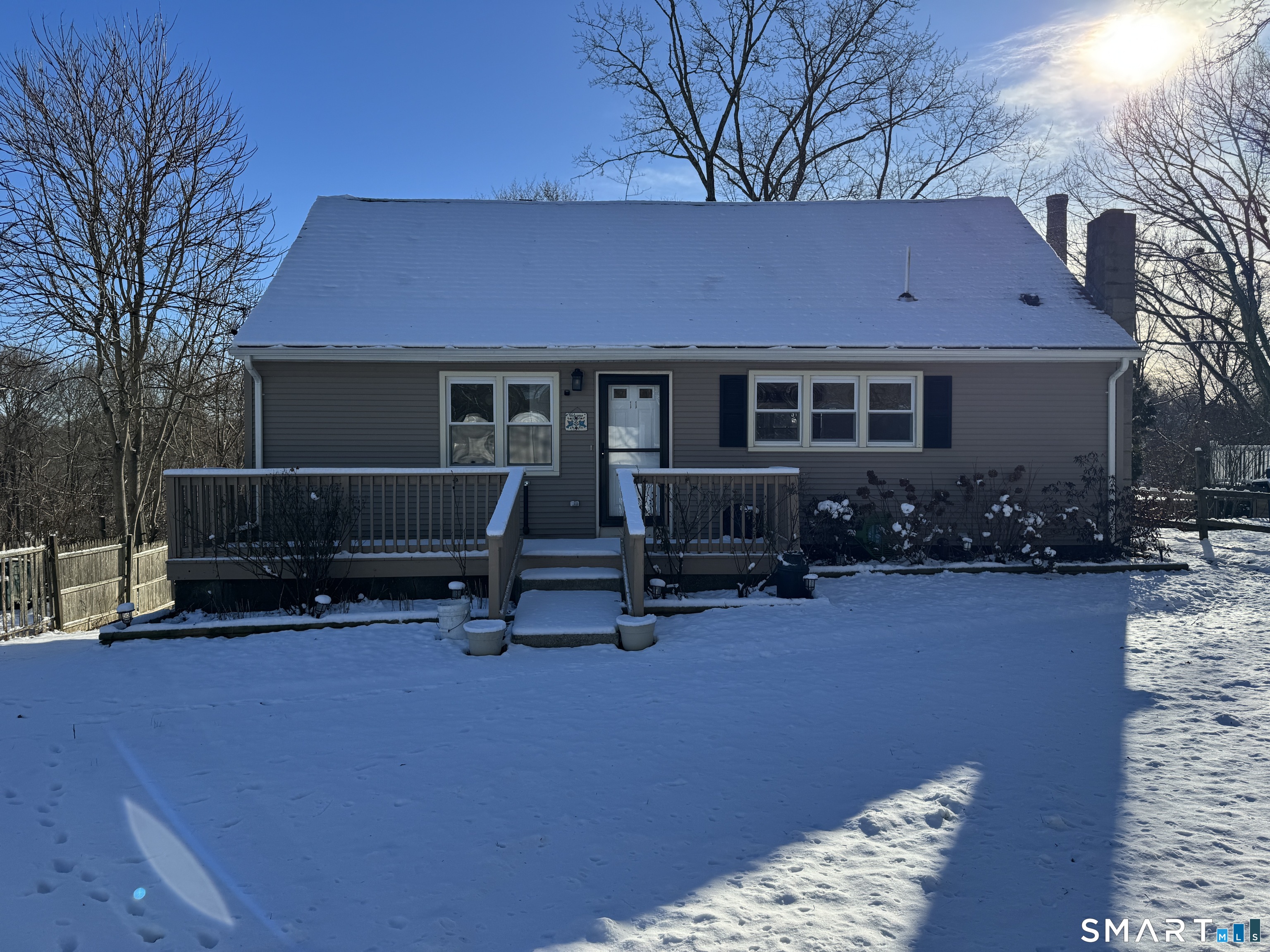 Homes for sale in Montville, CT | 11 Blumenthal Dr, Montville, CT 06382 | MLS# 24144509