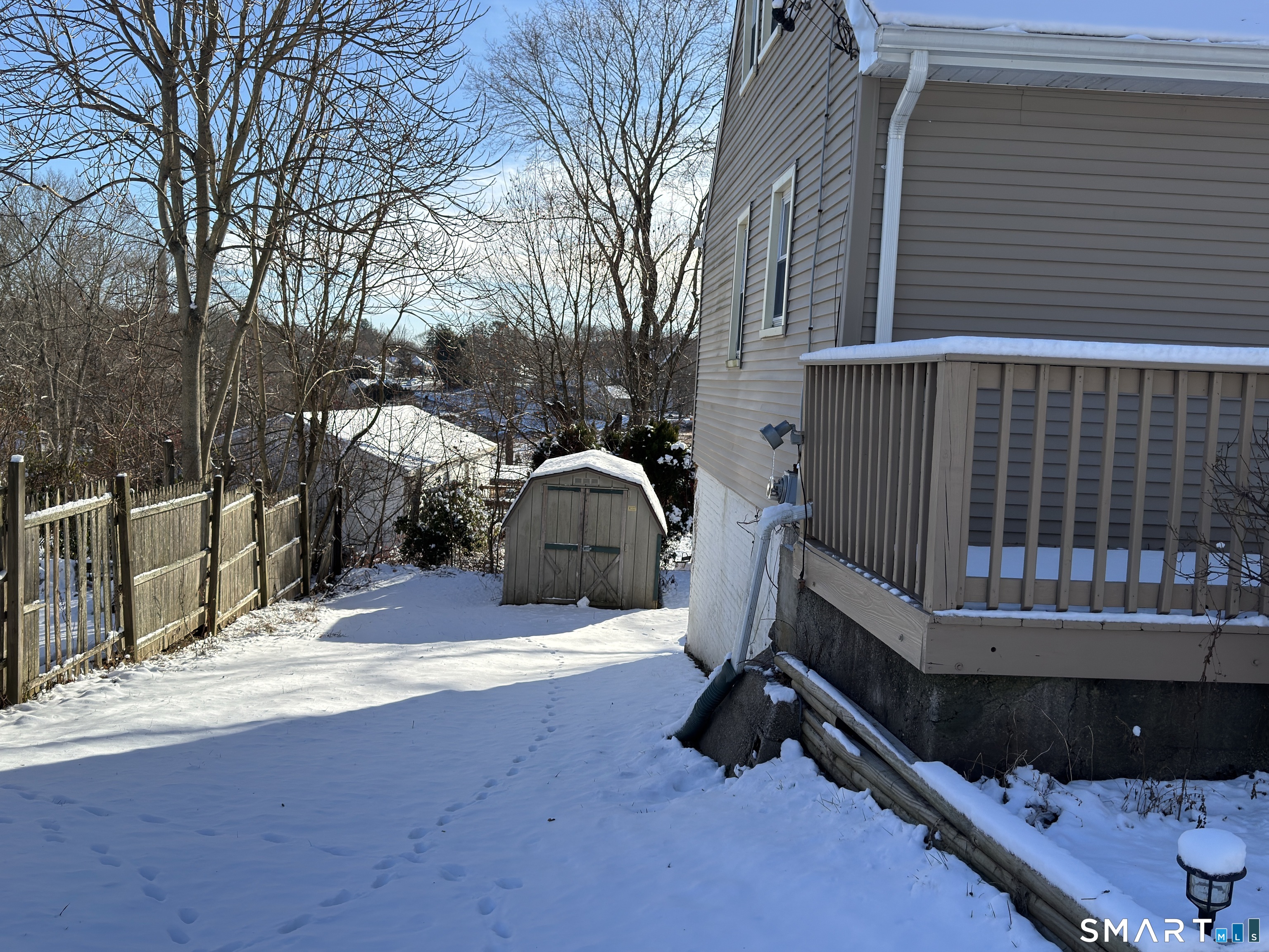 Homes for sale in Montville, CT | 11 Blumenthal Dr, Montville, CT 06382 | MLS# 24144509