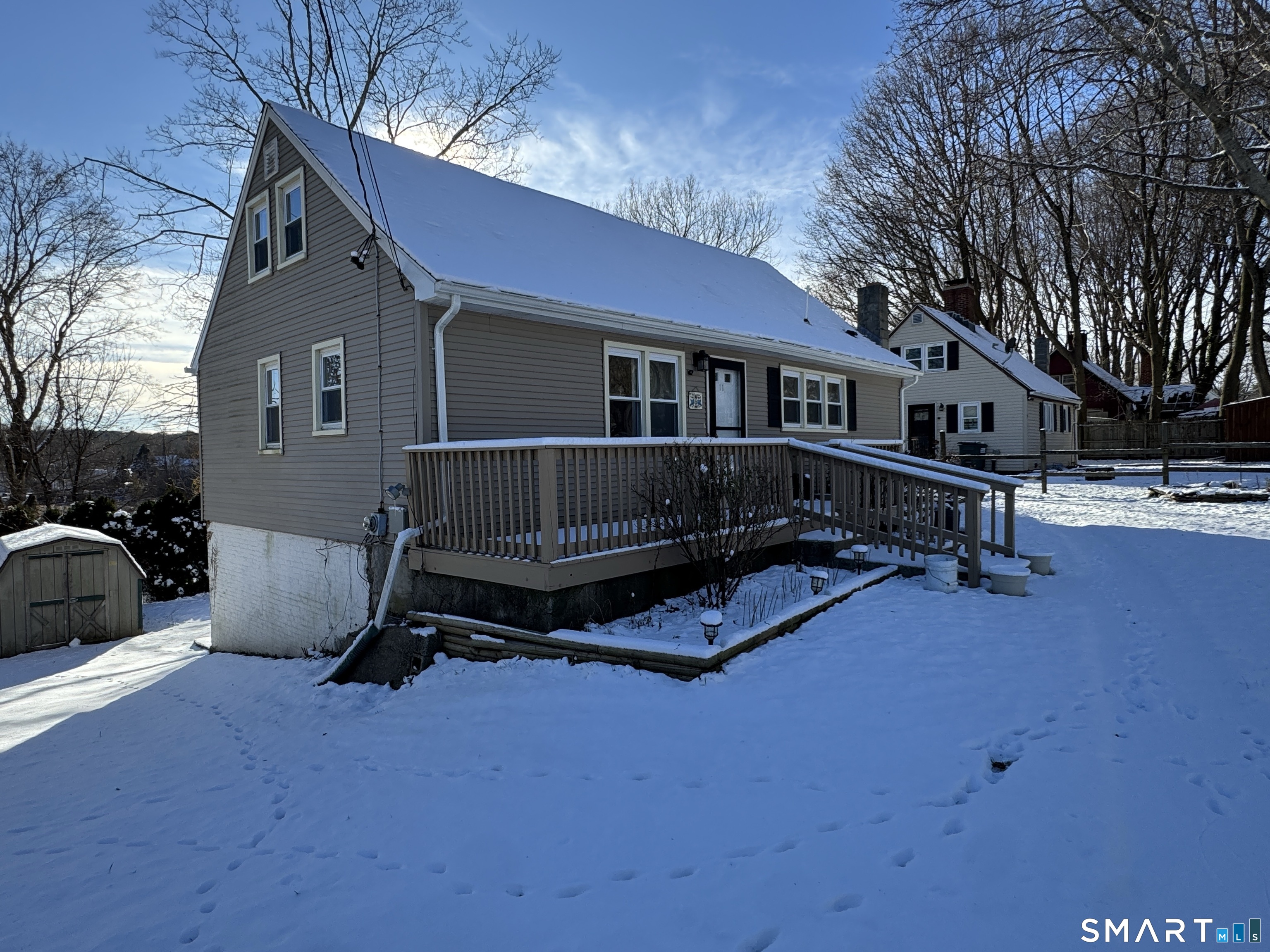 Homes for sale in Montville, CT | 11 Blumenthal Dr, Montville, CT 06382 | MLS# 24144509