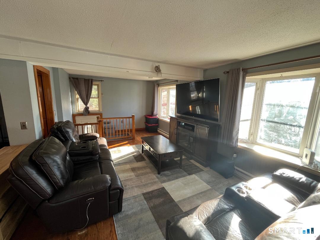 Photo 11 of 61 Tankerhoosen Road, Vernon, CT