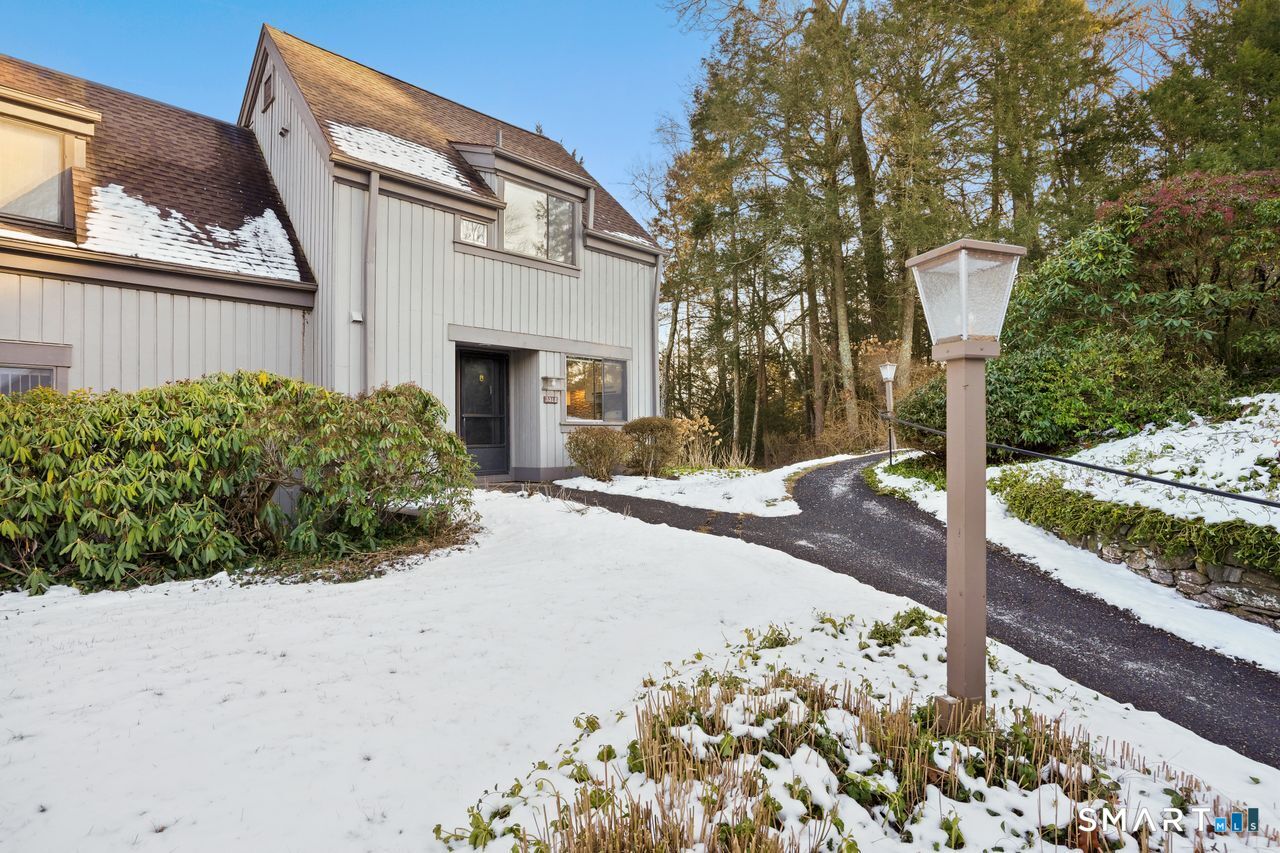 Homes for sale in Southbury, CT | 331 Heritage Vlg #E, Southbury, CT 06488 | MLS# 24143592