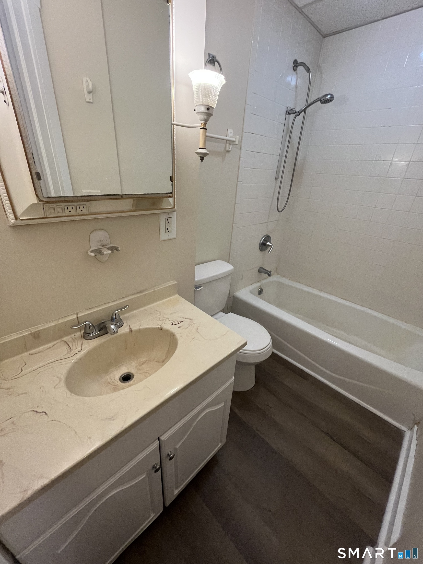 33 Dewey, New Britain, 06051, 3 Bedrooms Bedrooms, 0 ,1 BathroomBathrooms,Residential Rental,For Sale,Dewey,0,24145589