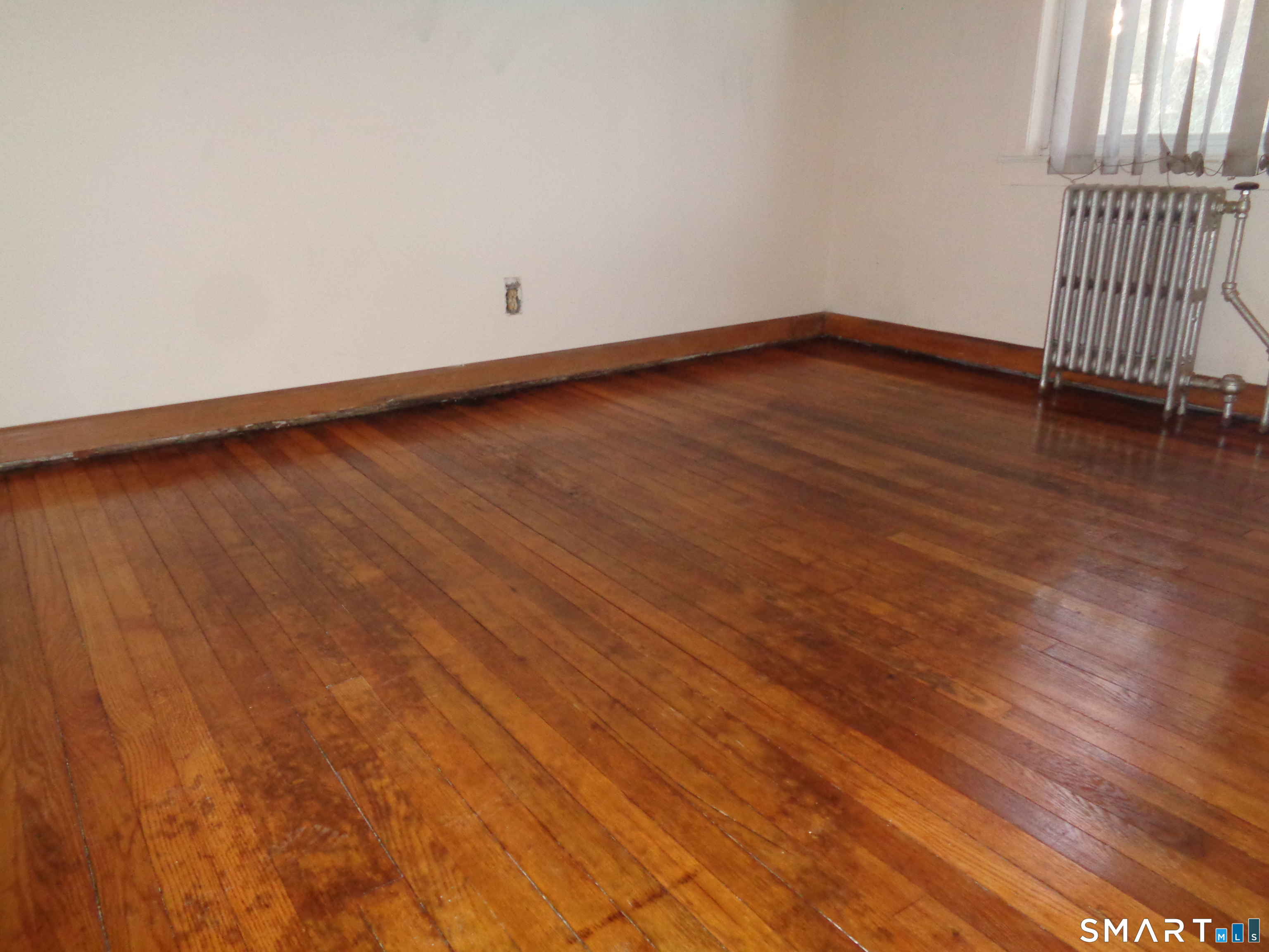 Homes for sale in Stratford, CT | 127 Canaan Ct #13 Building 82, Stratford, CT 06614 | MLS# 24077945