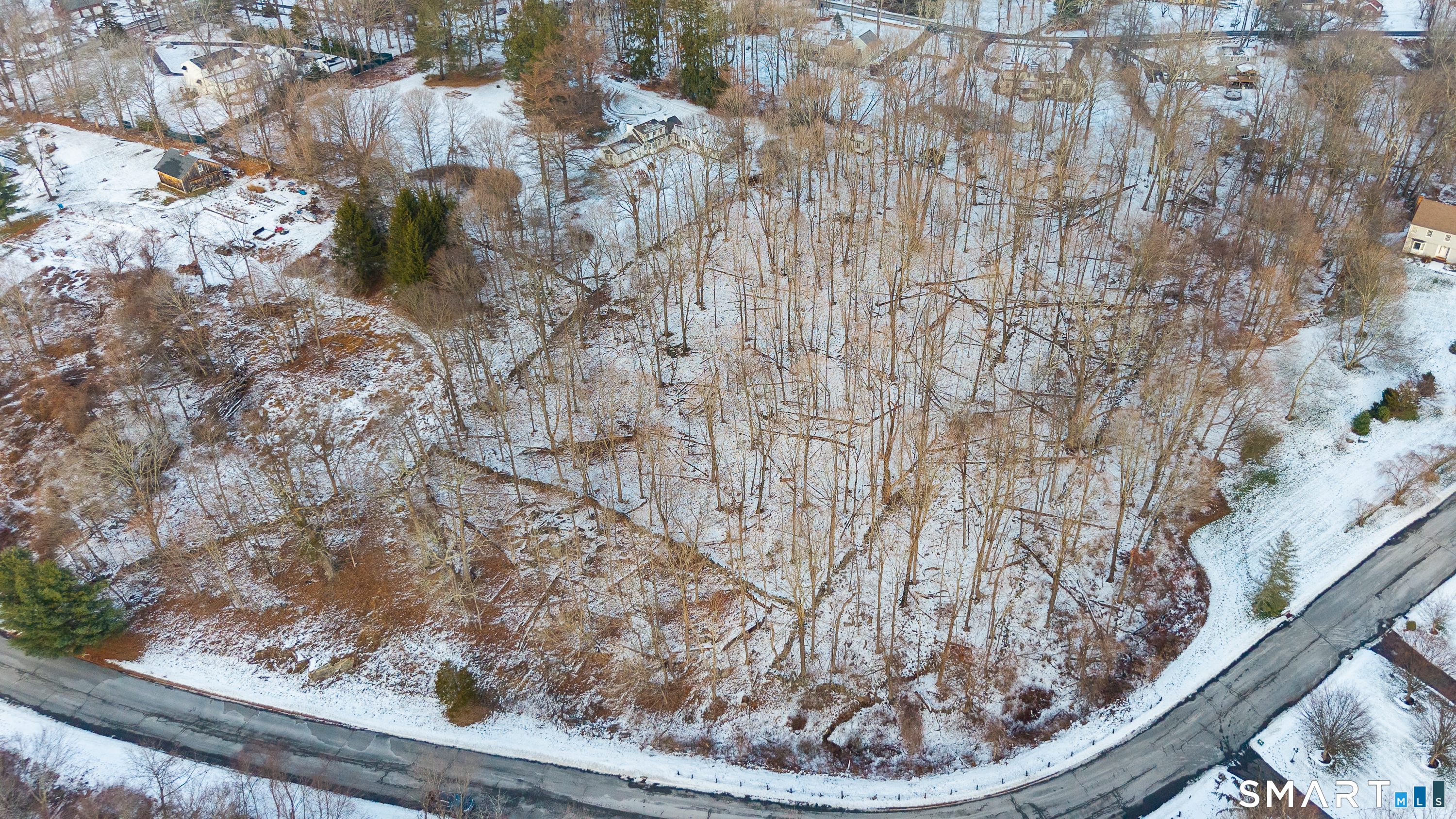 Homes for sale in Newtown, CT | 5 Ashford Ln, Newtown, CT 06470 | MLS# 24145604