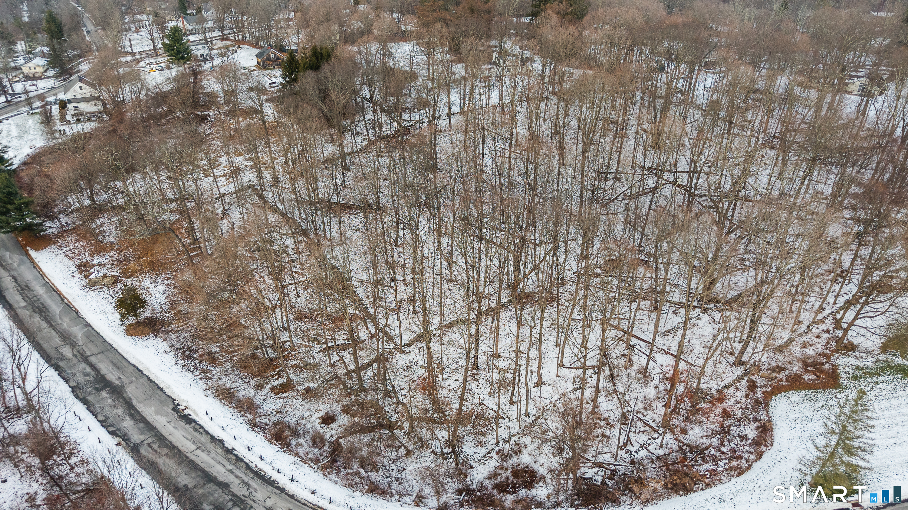 Homes for sale in Newtown, CT | 5 Ashford Ln, Newtown, CT 06470 | MLS# 24145604