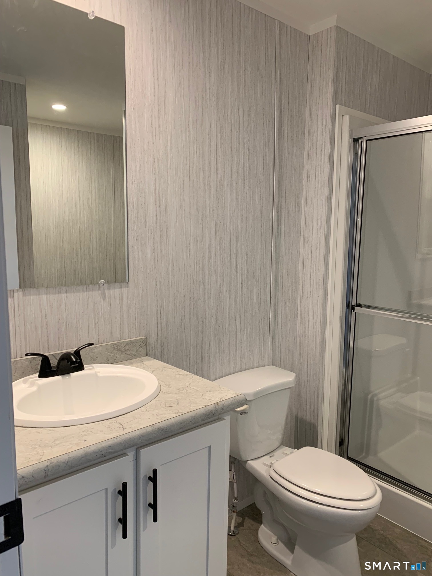 Homes for sale in Meriden, CT | 1950 N Broad St #APT 27, Meriden, CT 06450 | MLS# 24145624