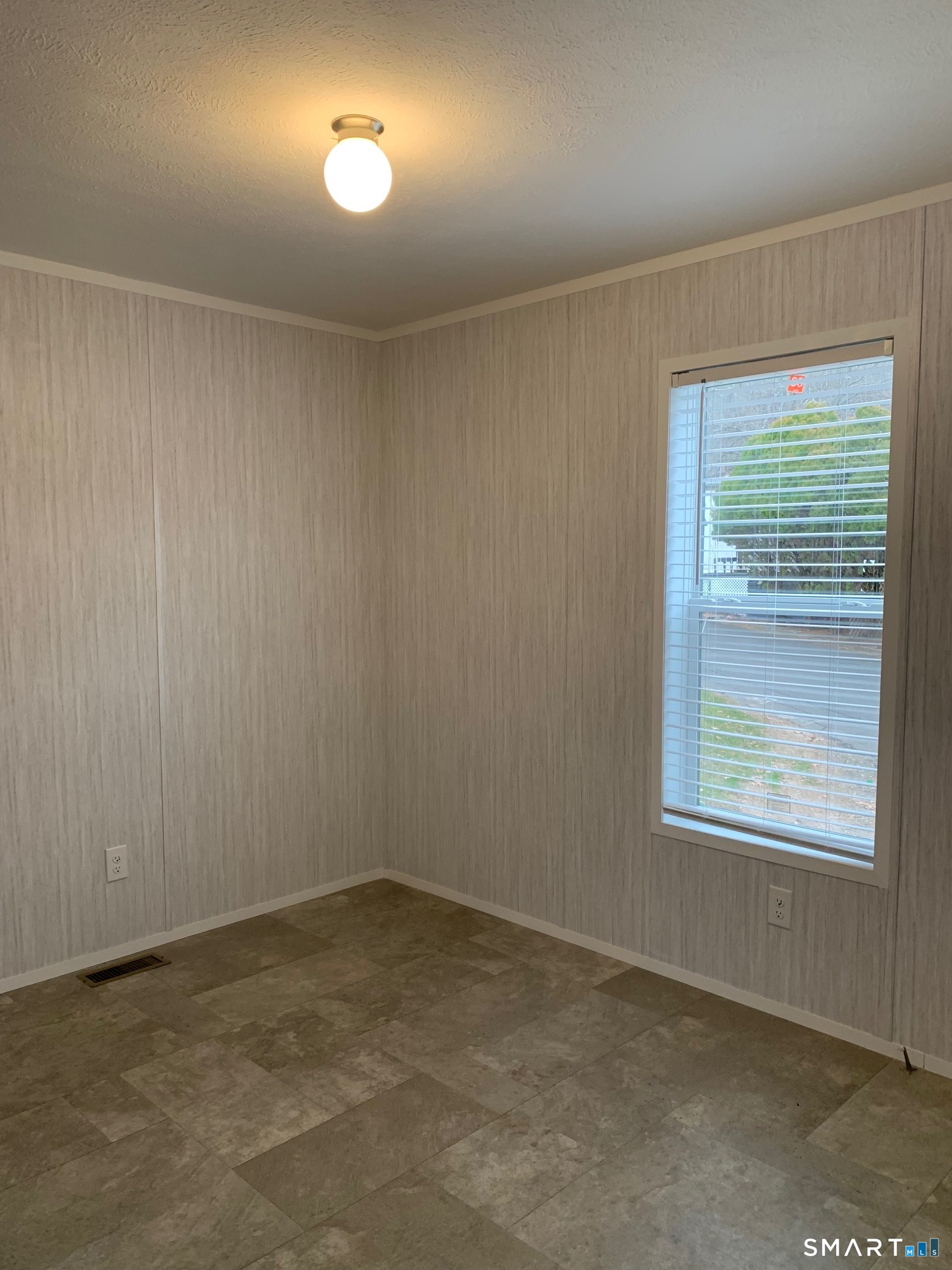 Homes for sale in Meriden, CT | 1950 N Broad St #APT 27, Meriden, CT 06450 | MLS# 24145624