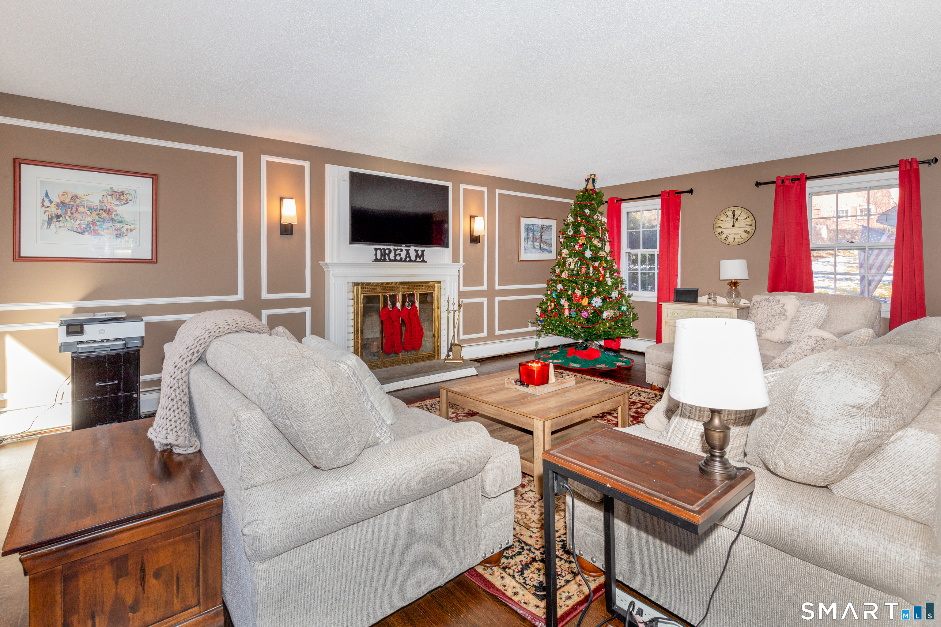 Homes for sale in Middlebury, CT | 637 Watertown Rd, Middlebury, CT 06762 | MLS# 24145459