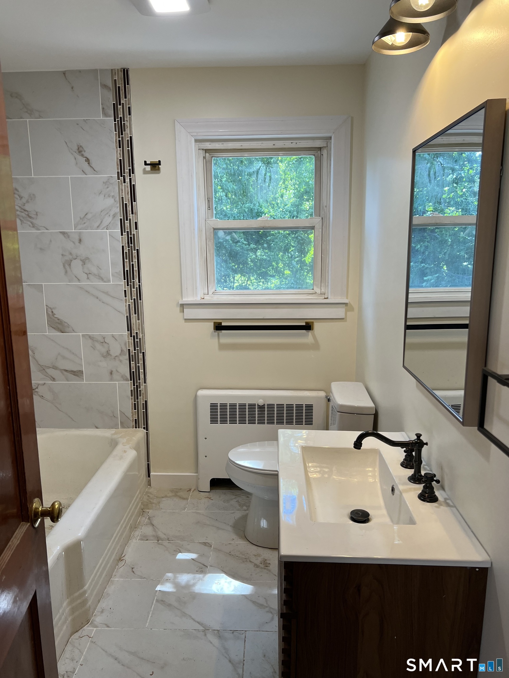 Homes for sale in Plainville, CT | 32 Woodland St, Plainville, CT 06062 | MLS# 24144648