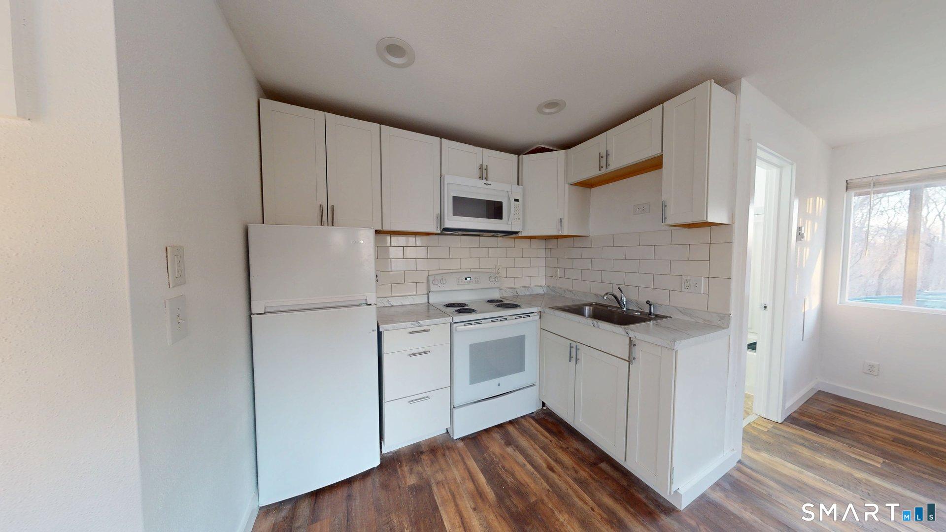 Homes for sale in Essex, CT | 26 Sunset Ter #C18, Essex, CT 06426 | MLS# 24145678