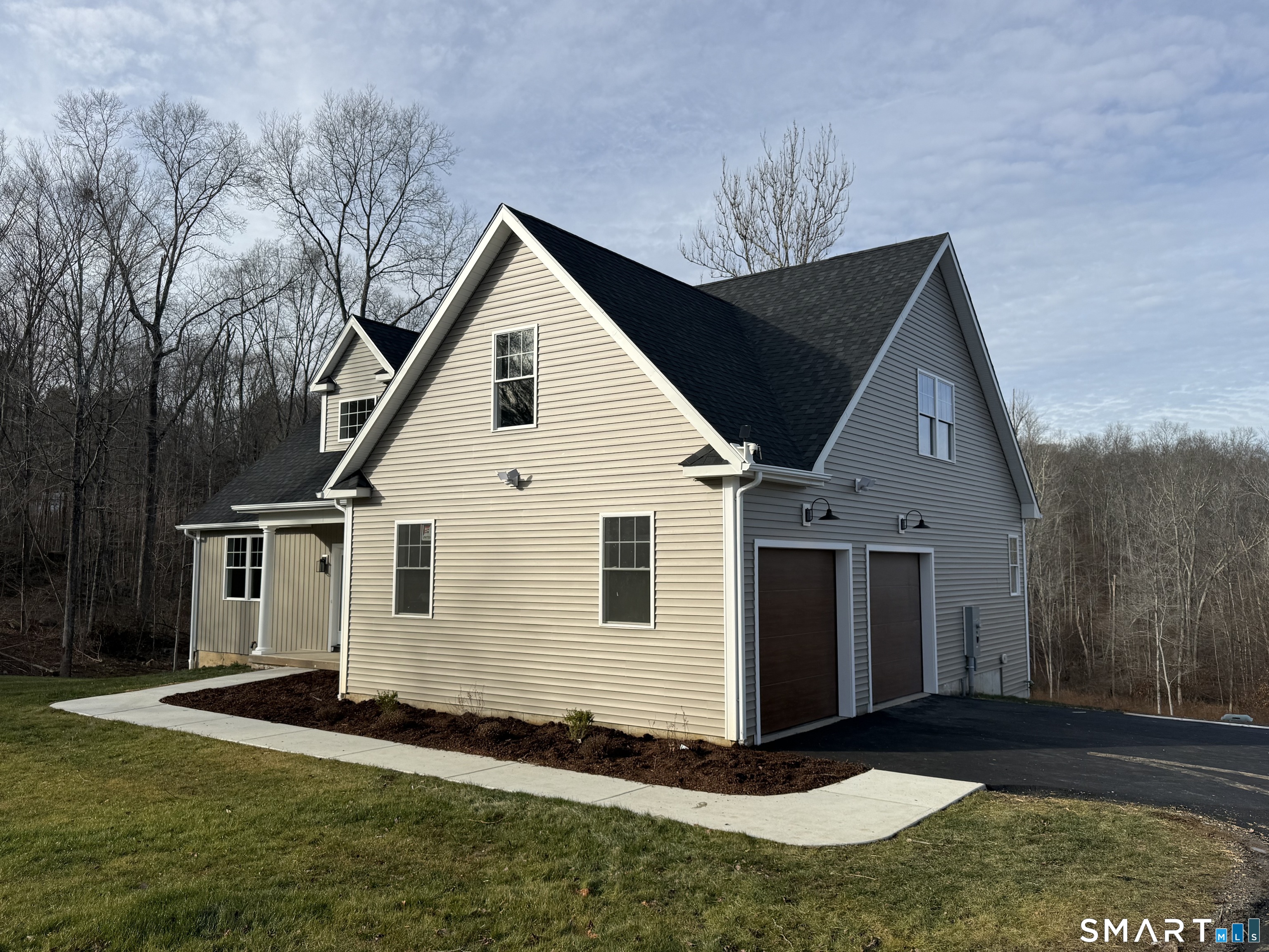 Homes for sale in East Hampton, CT | 117 Colchester Ave, East Hampton, CT 06424 | MLS# 24144579