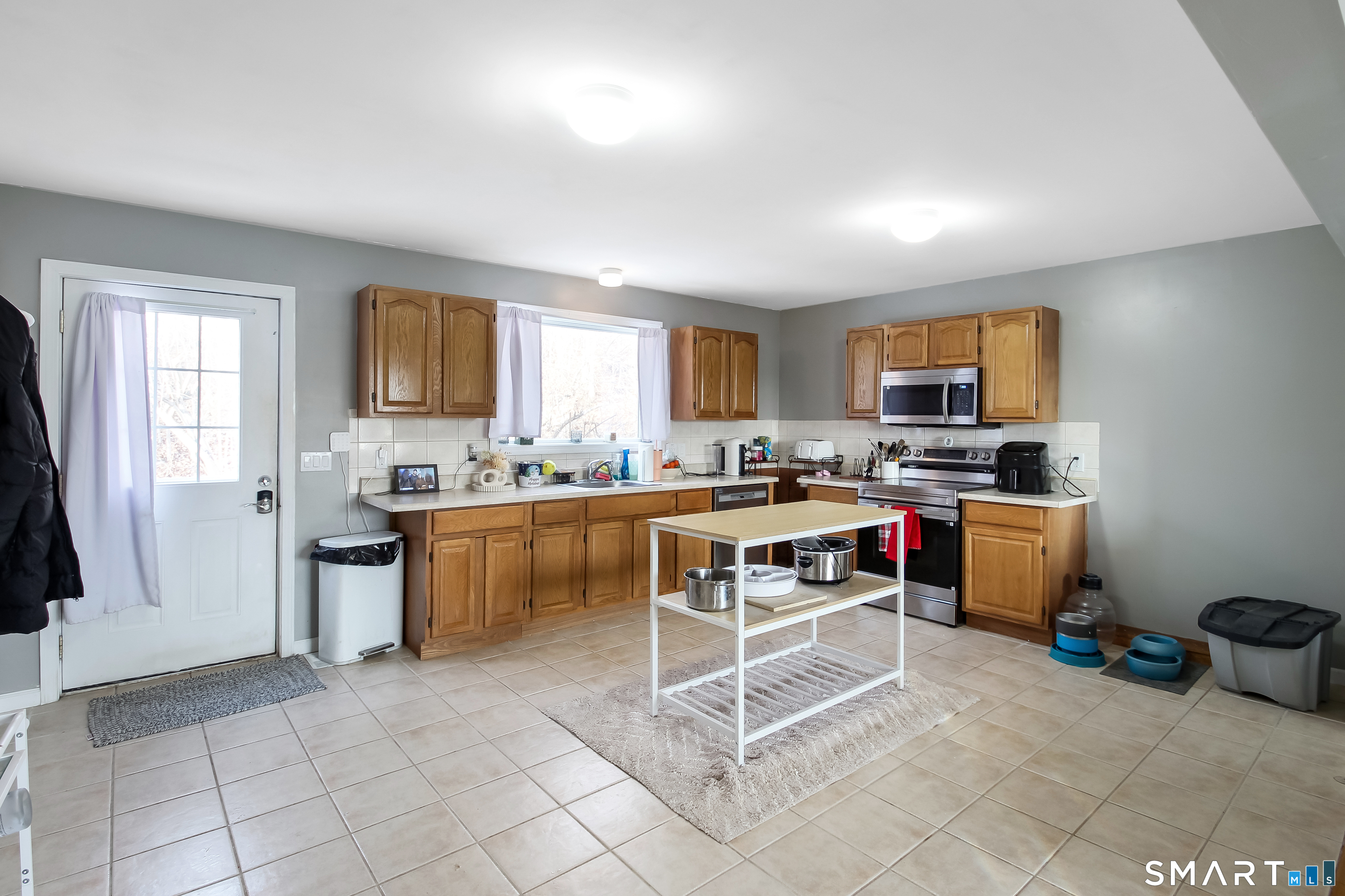 Homes for sale in Windham, CT | 91 Insalaco Dr, Windham, CT 06280 | MLS# 24145688