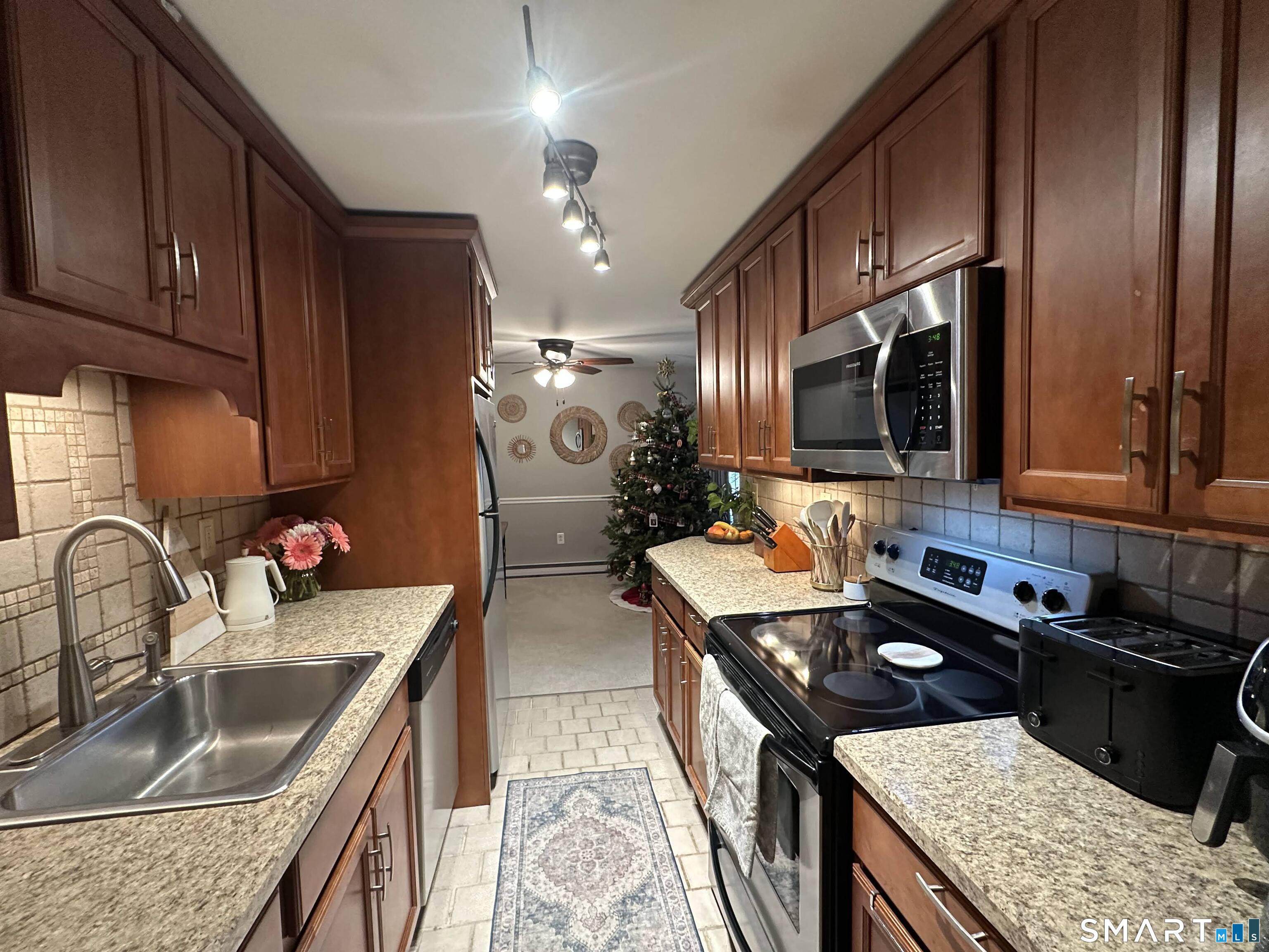 Homes for sale in Norwalk, CT | 1 Linden St #APT A-9, Norwalk, CT 06851 | MLS# 24145682