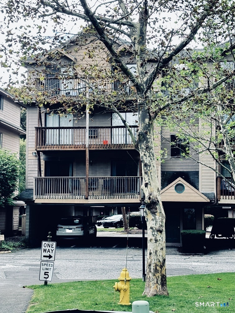 Homes for sale in Norwalk, CT | 97 Richards Ave #APT E12, Norwalk, CT 06854 | MLS# 24133709