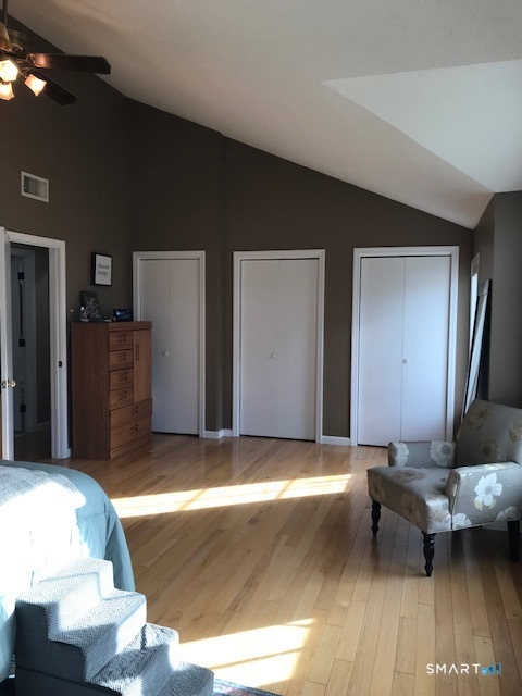 Photo 15 of 14 Ivy Lane, Wethersfield, CT