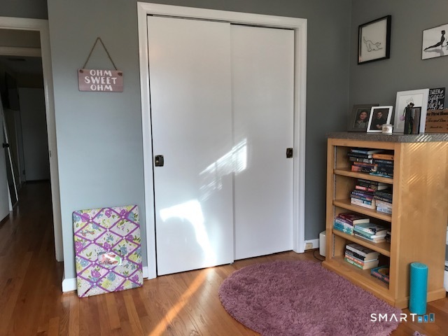 Photo 21 of 14 Ivy Lane, Wethersfield, CT