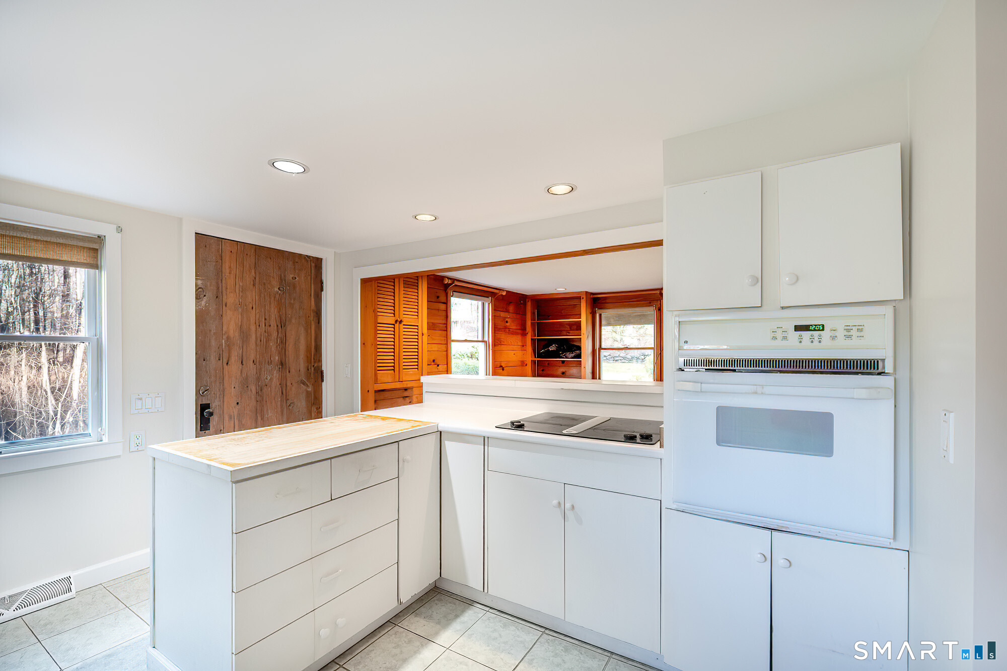 Photo 9 of 1 Long Wall Road, Redding, CT