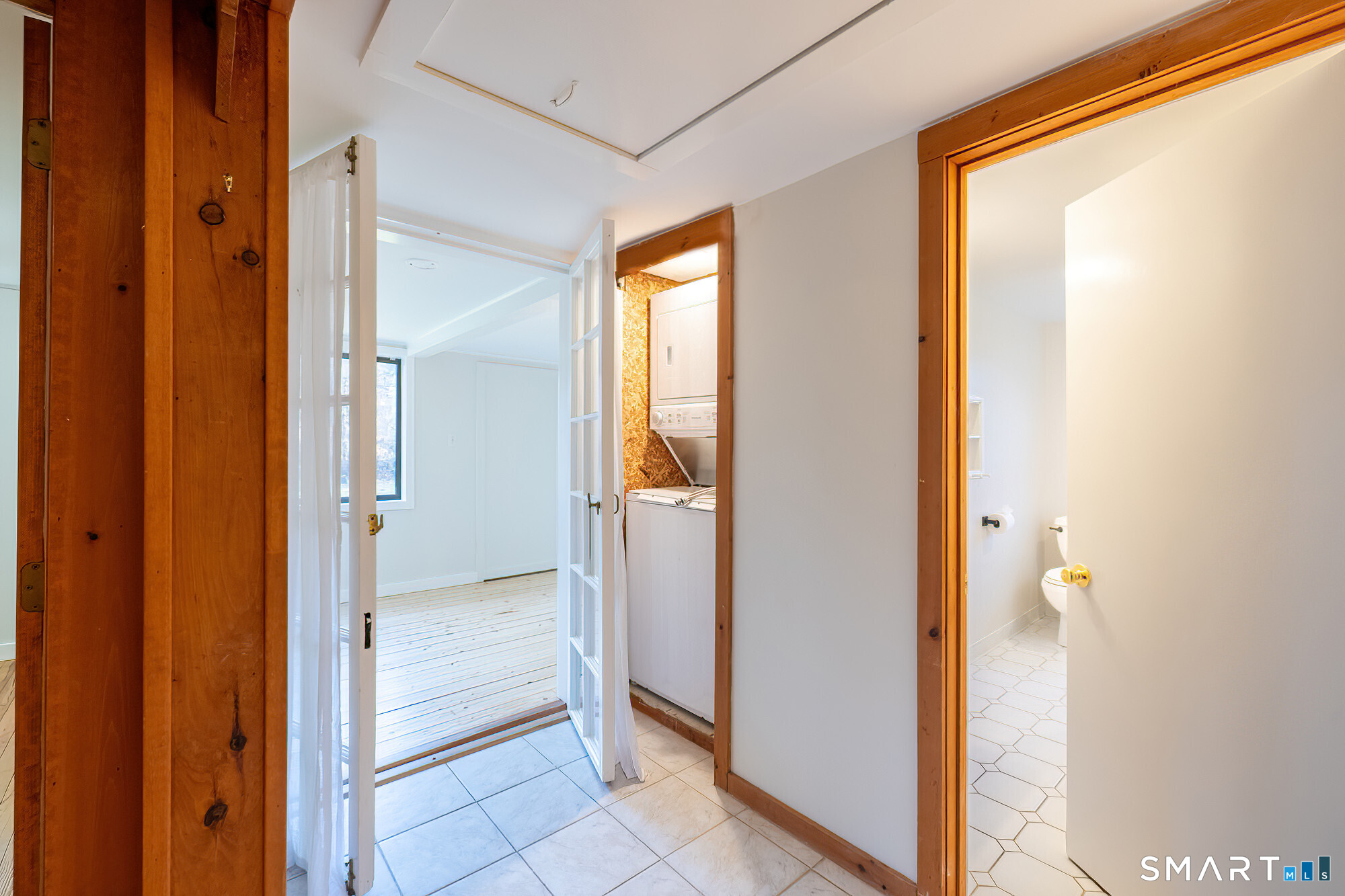 Photo 22 of 1 Long Wall Road, Redding, CT