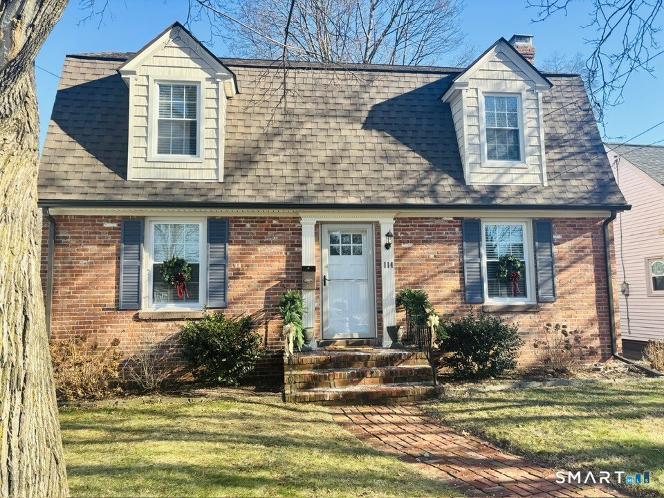 Homes for sale in West Hartford, CT | 114 Argyle Ave, West Hartford, CT 06107 | MLS# 24145741