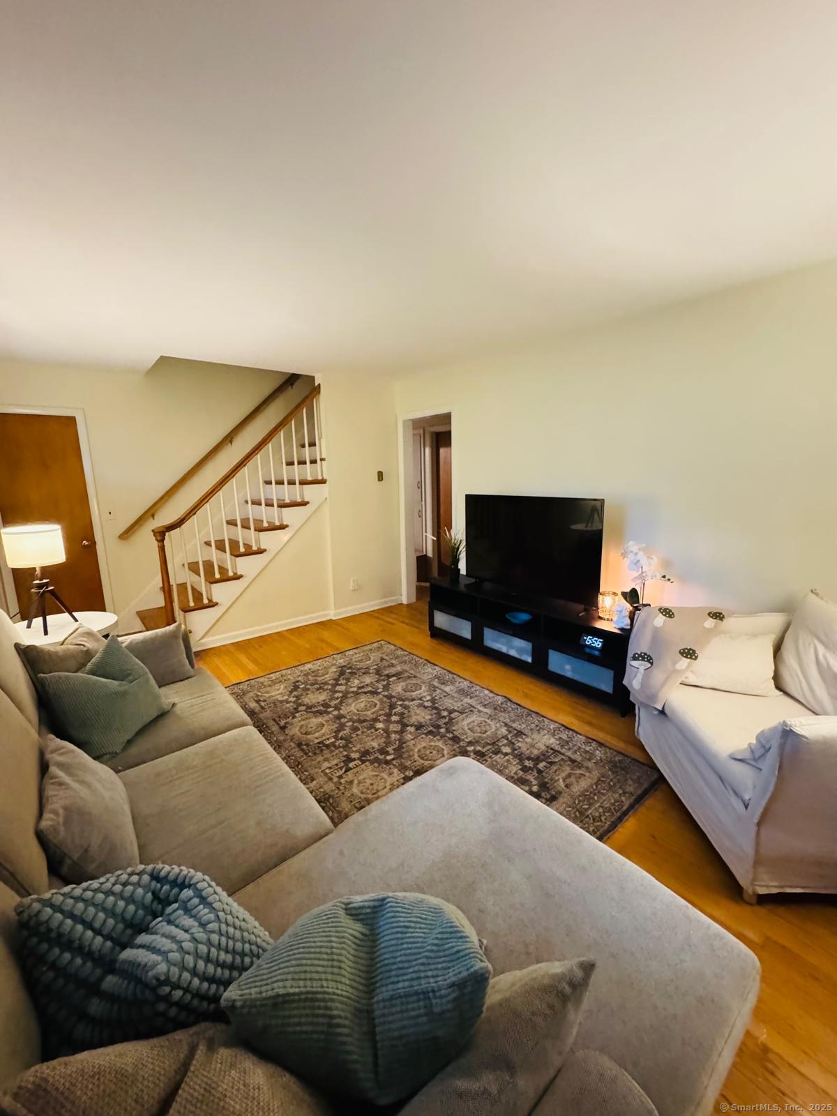 28 North Avenue photo 5