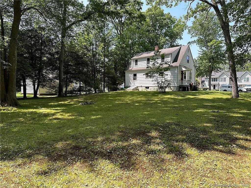28 North Avenue photo 3