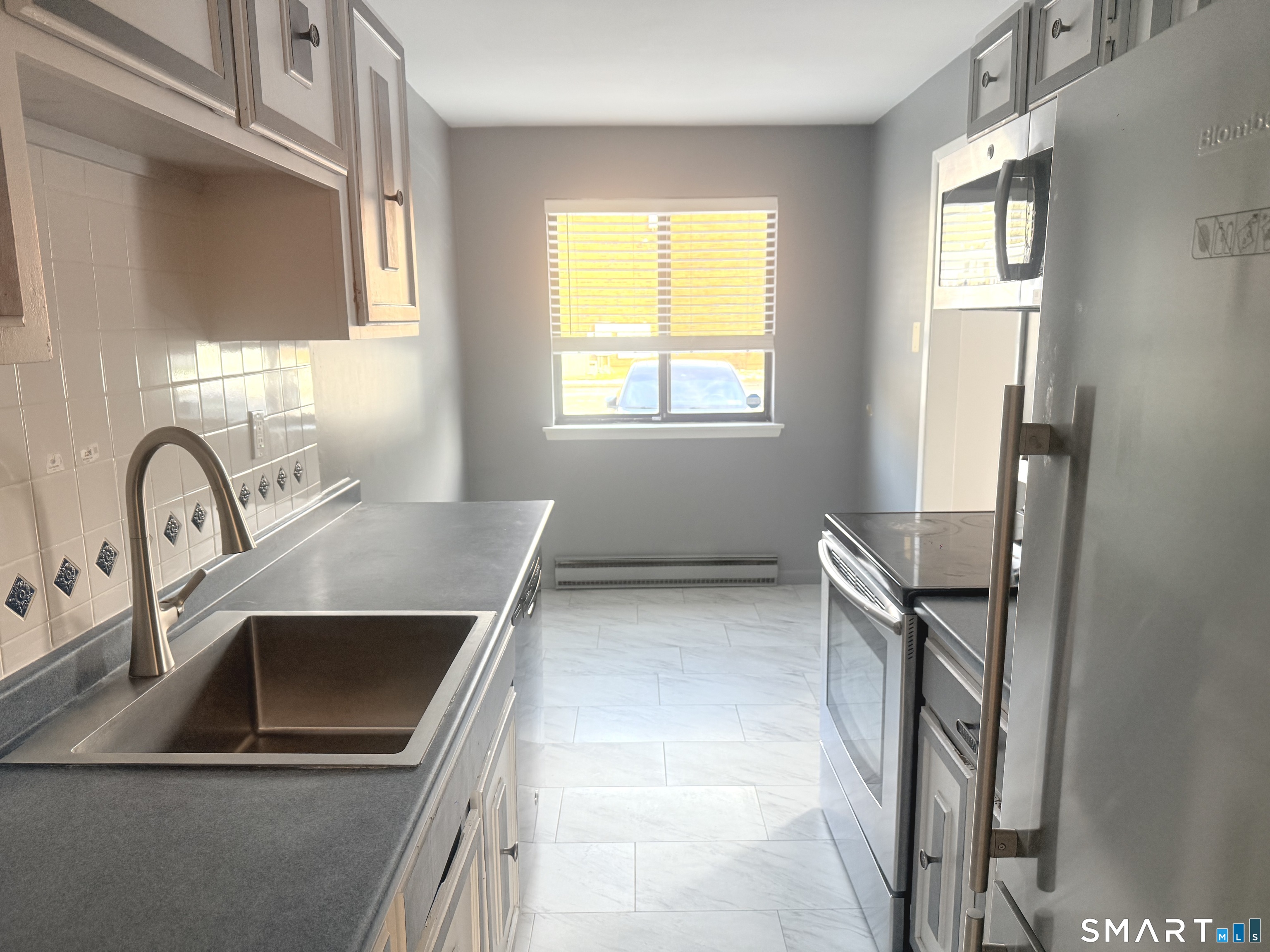 Homes for sale in Cromwell, CT | 45 Mountain Laurel Ct #45, Cromwell, CT 06416 | MLS# 24145753