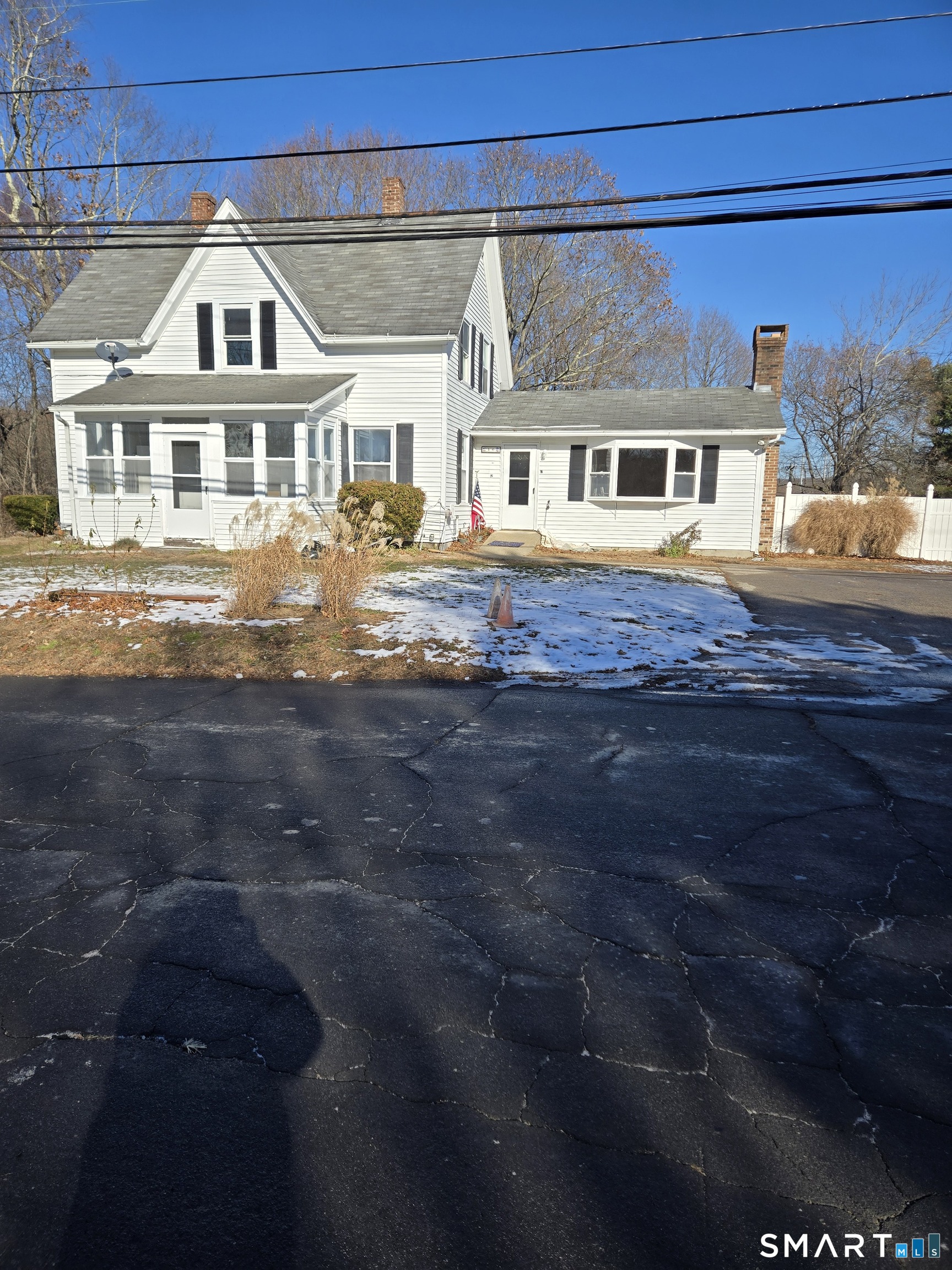 Homes for sale in Montville, CT | 40 Maple Avenue Ext, Montville, CT 06382 | MLS# 24145758