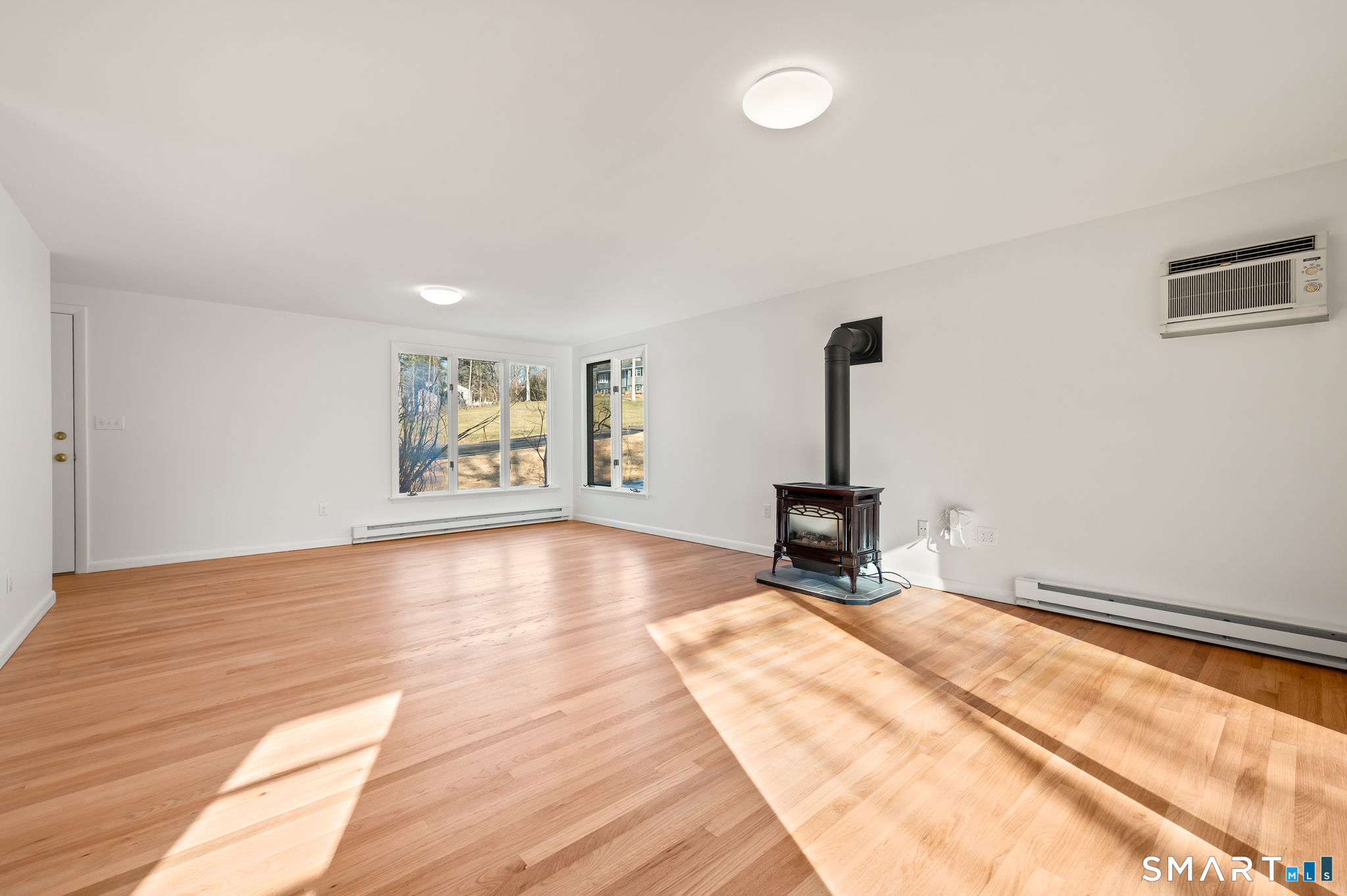 Homes for sale in Plainville, CT | 90 Pinnacle Rd, Plainville, CT 06062 | MLS# 24145430