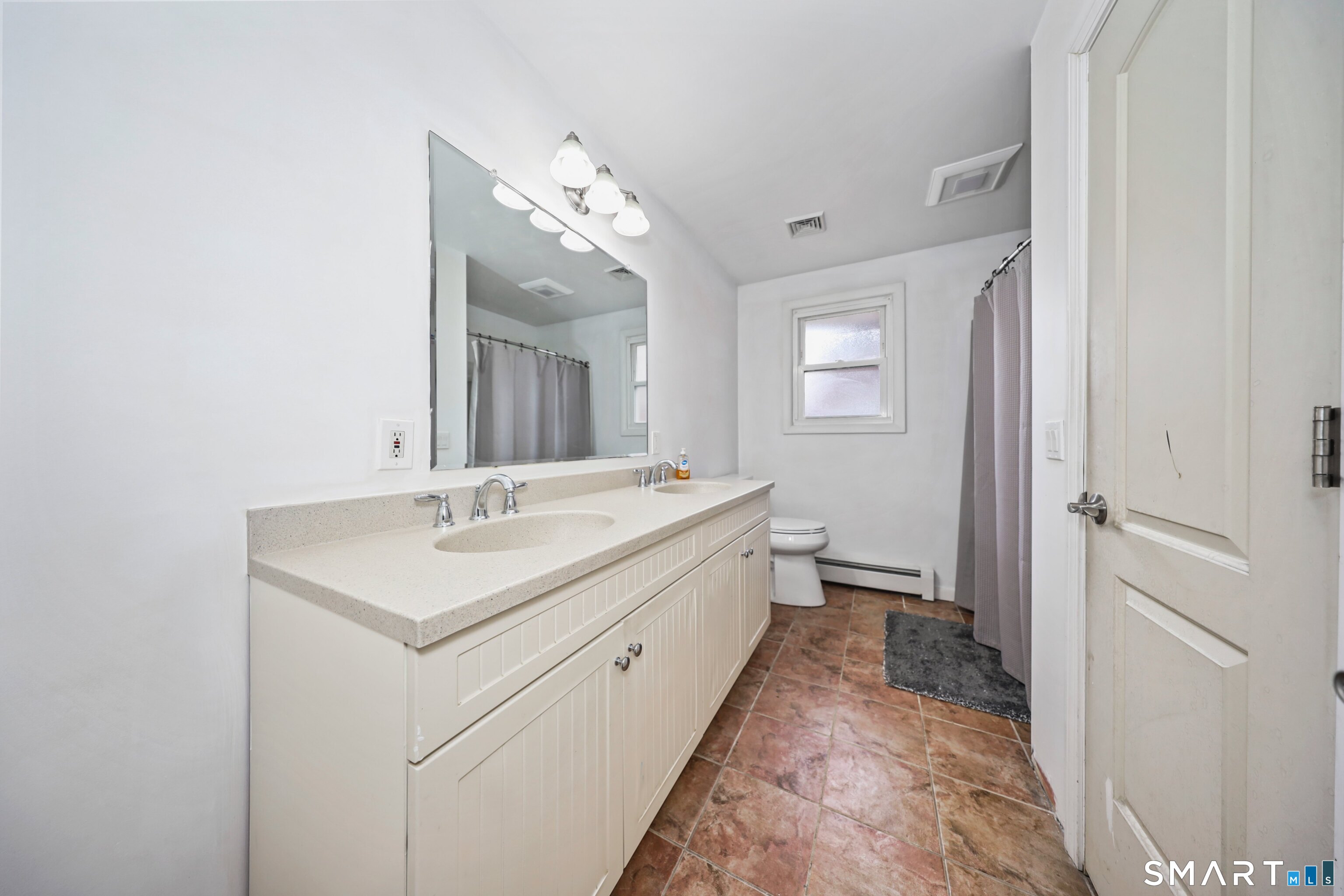 Photo 14 of 41 Quinn Street, Naugatuck, CT