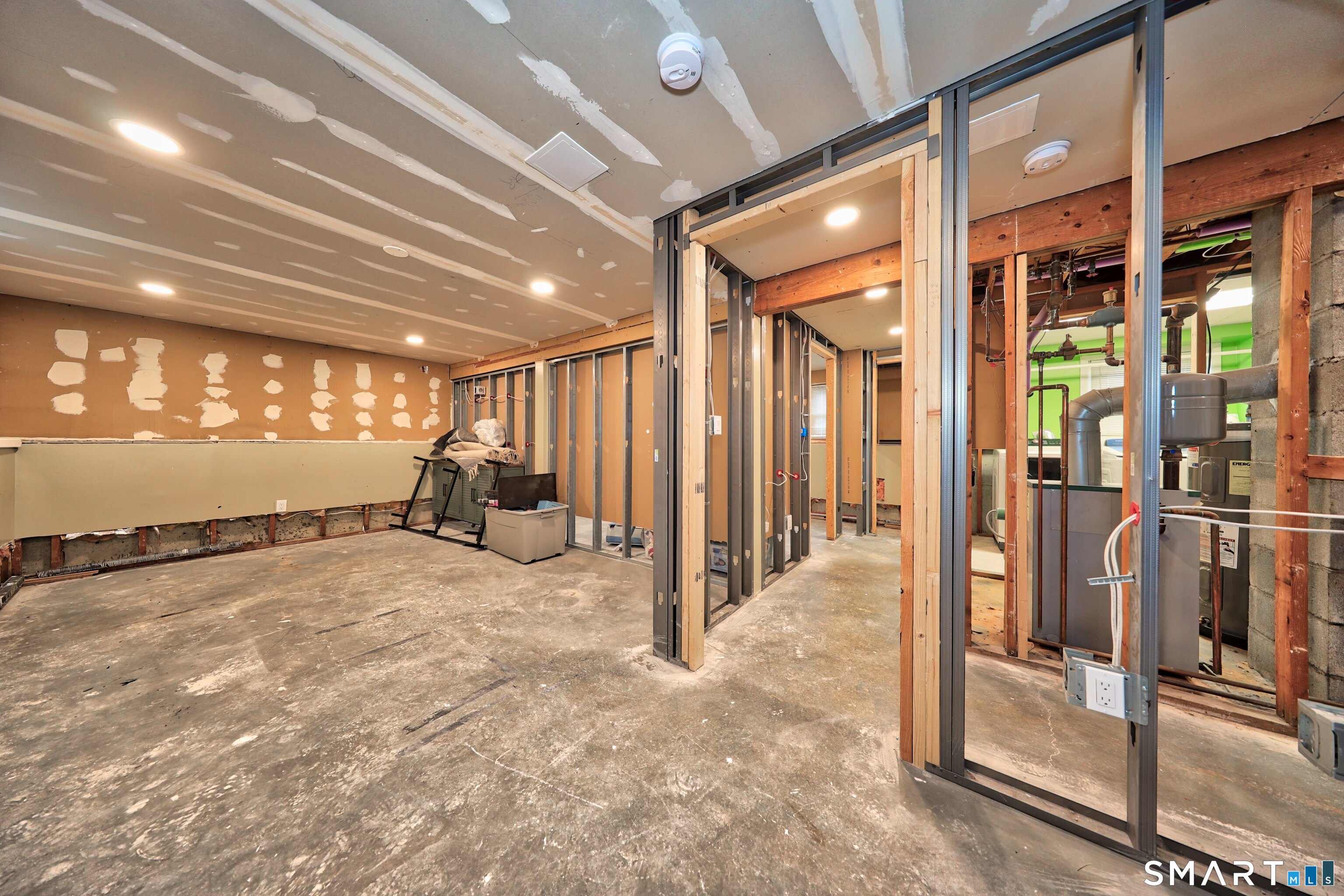 Photo 30 of 41 Quinn Street, Naugatuck, CT