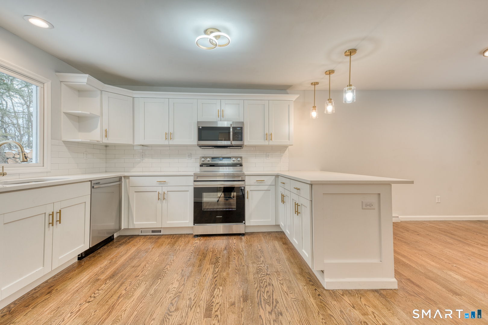 Homes for sale in New Milford, CT | 368 Candlewood Lake Rd N, New Milford, CT 06776 | MLS# 24145791