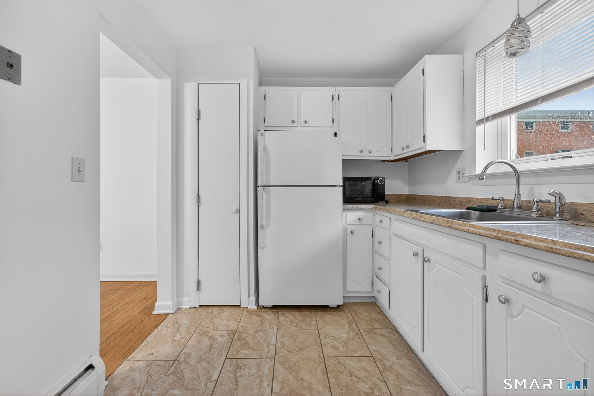 Homes for sale in Rocky Hill, CT | 13 Robbins Ln #APT B, Rocky Hill, CT 06067 | MLS# 24145802