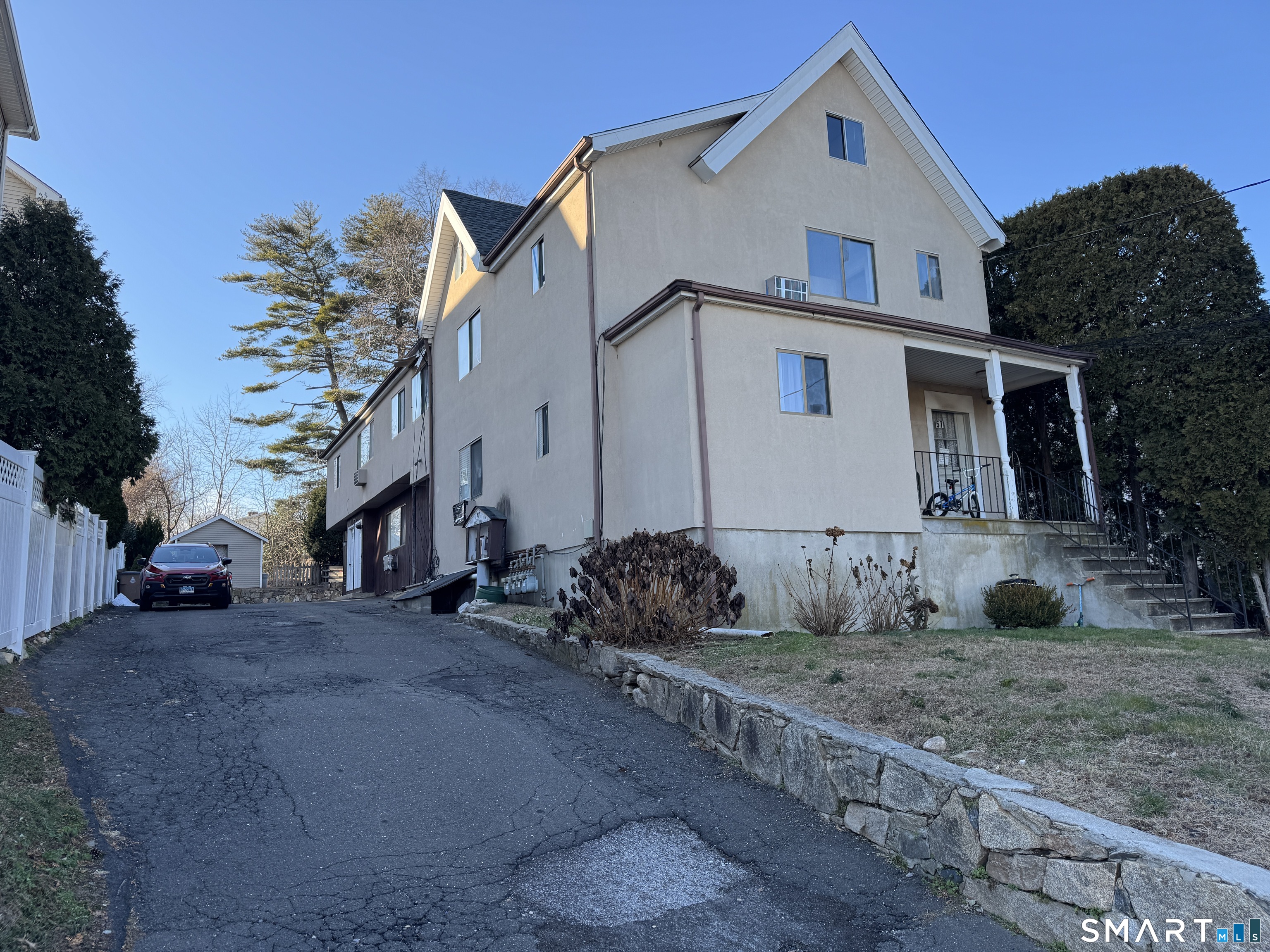 Photo 31 of 57 Seaside Avenue, Stamford, CT