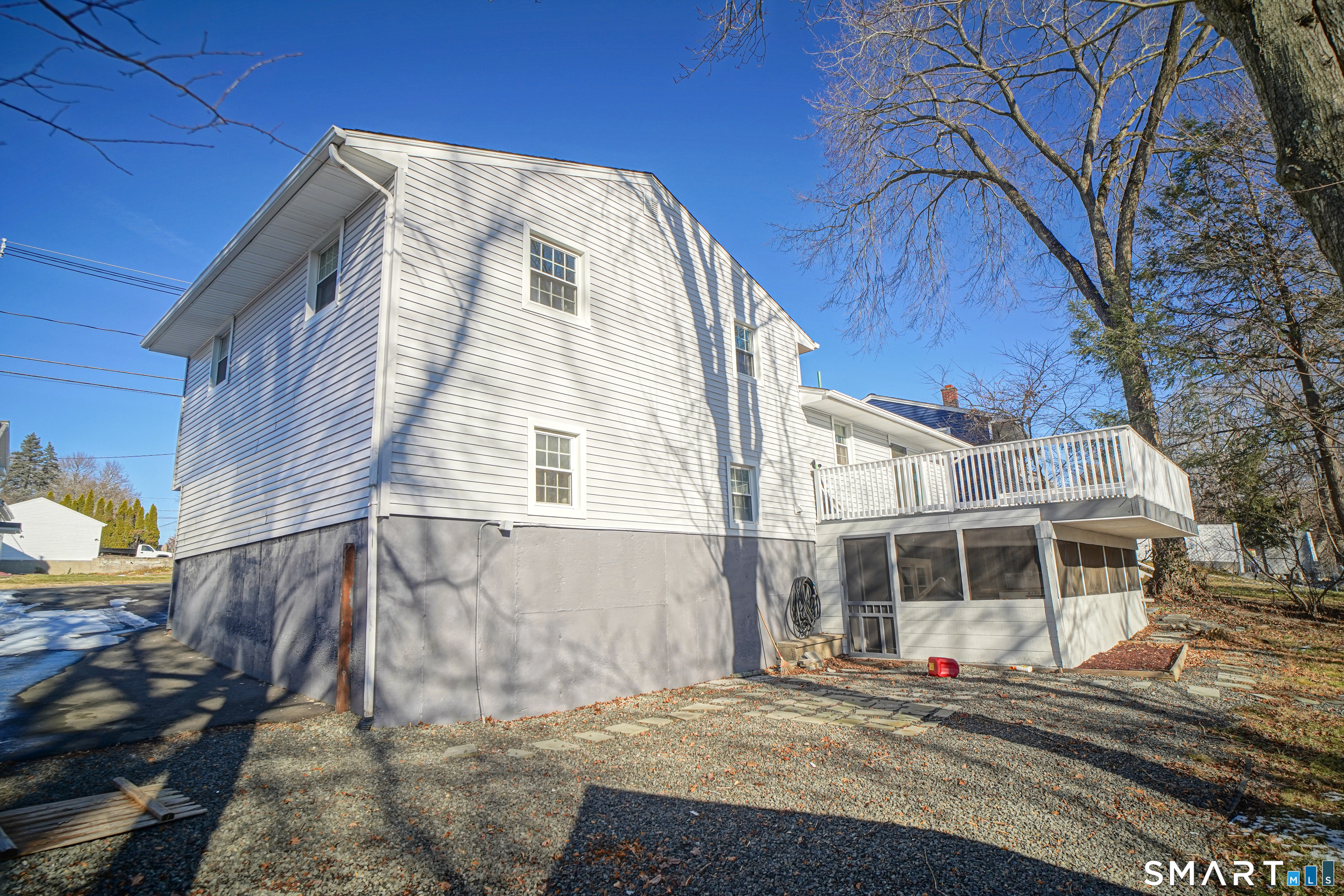 Homes for sale in Waterbury, CT | 274 Pearl Lake Rd, Waterbury, CT 06706 | MLS# 24145863