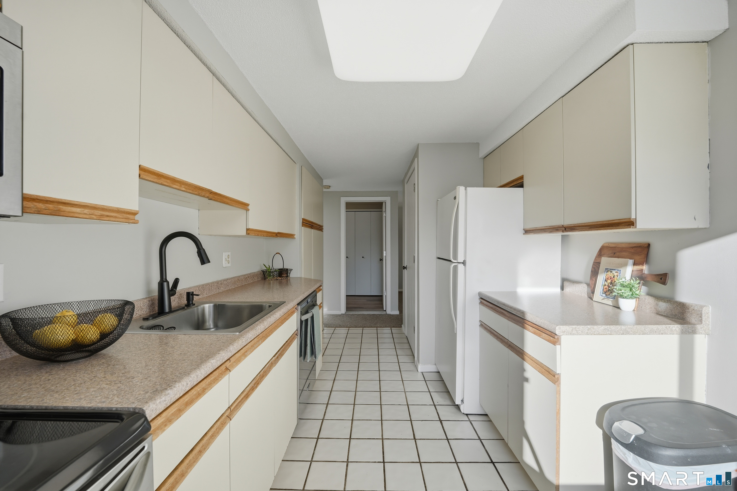 Photo 11 of 3 Hunters Run, Cromwell, CT