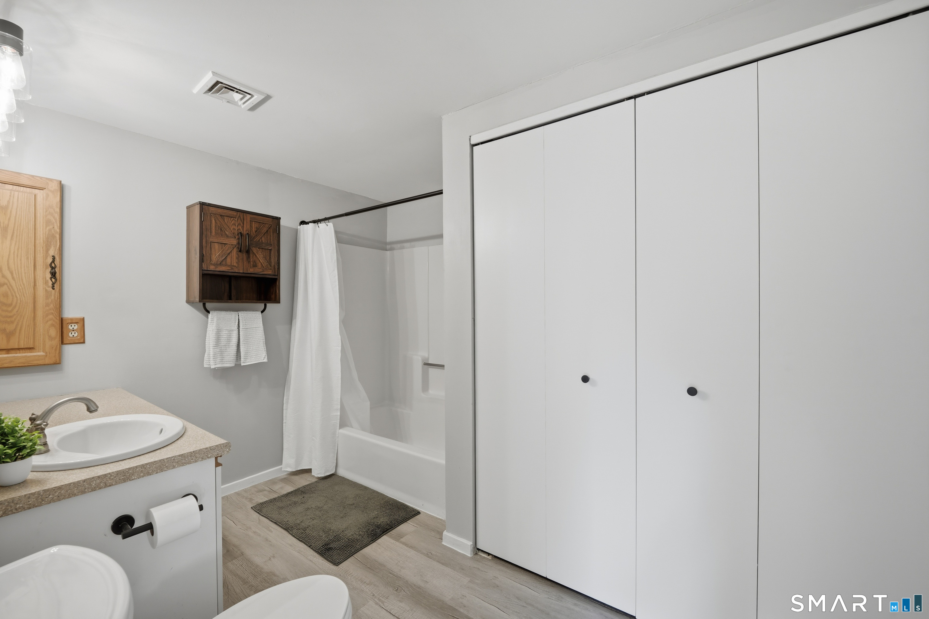 Photo 14 of 3 Hunters Run, Cromwell, CT