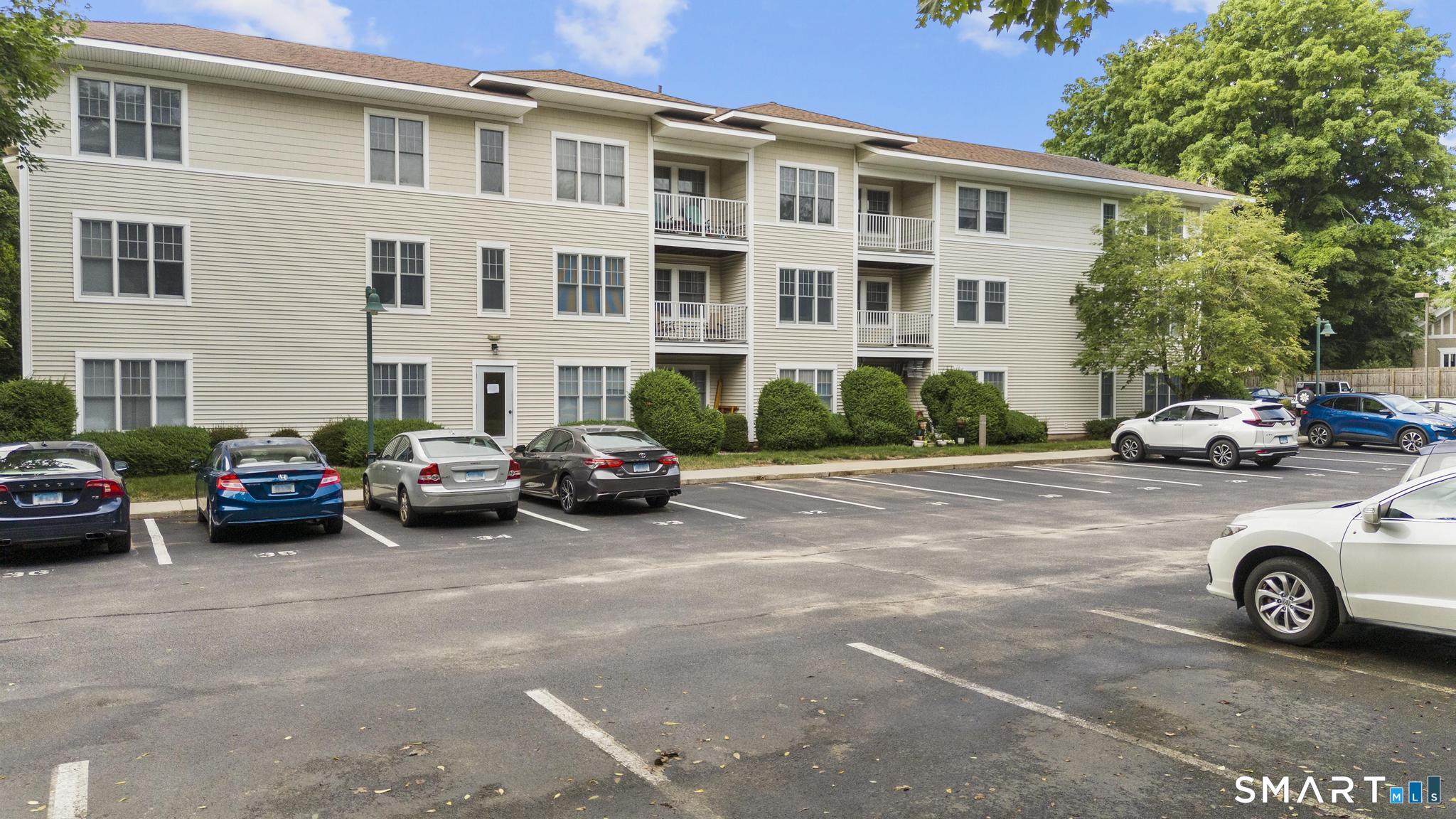 Photo 8 of 468 Main Street, East Lyme, CT