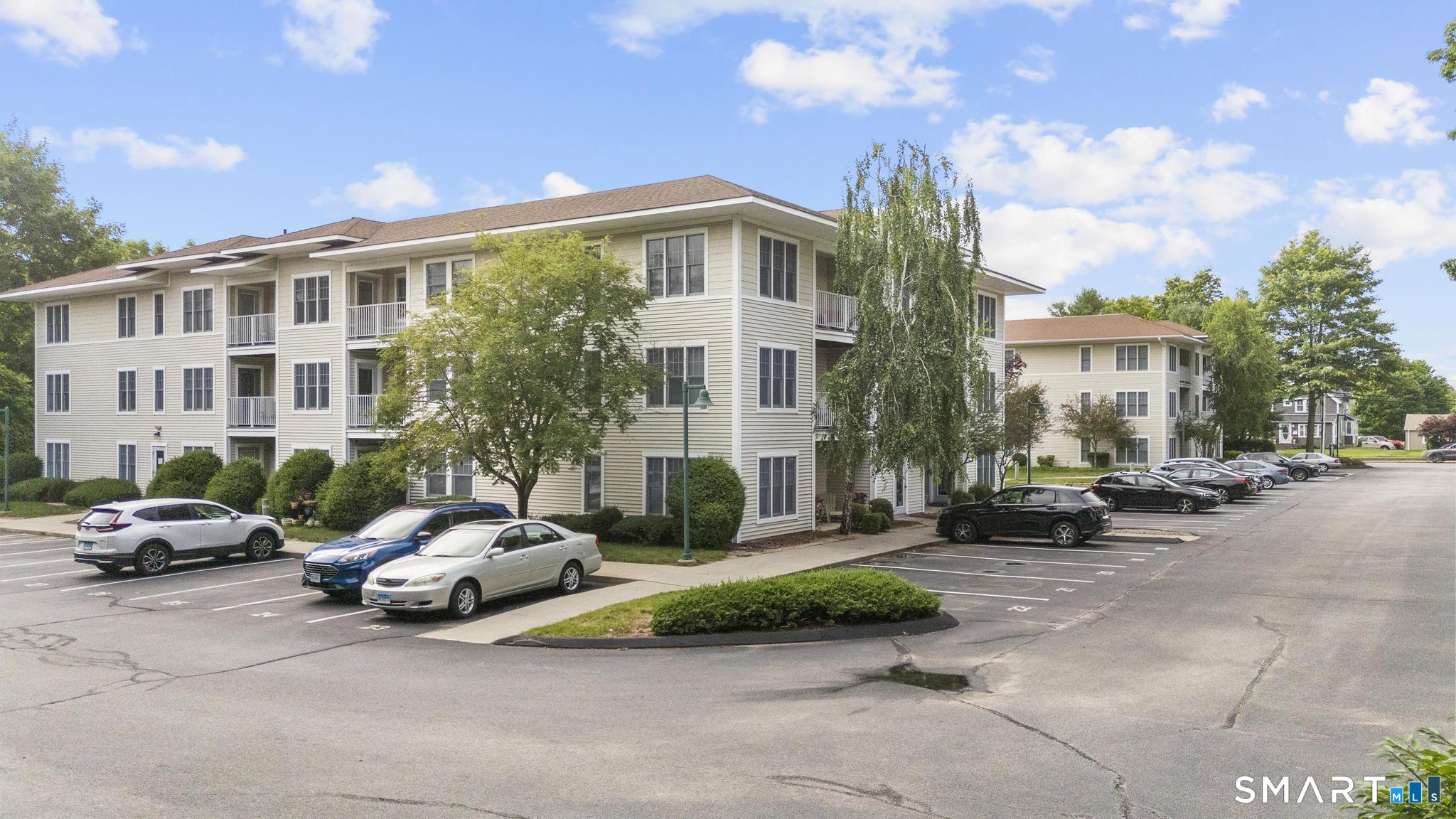 Photo 10 of 468 Main Street, East Lyme, CT