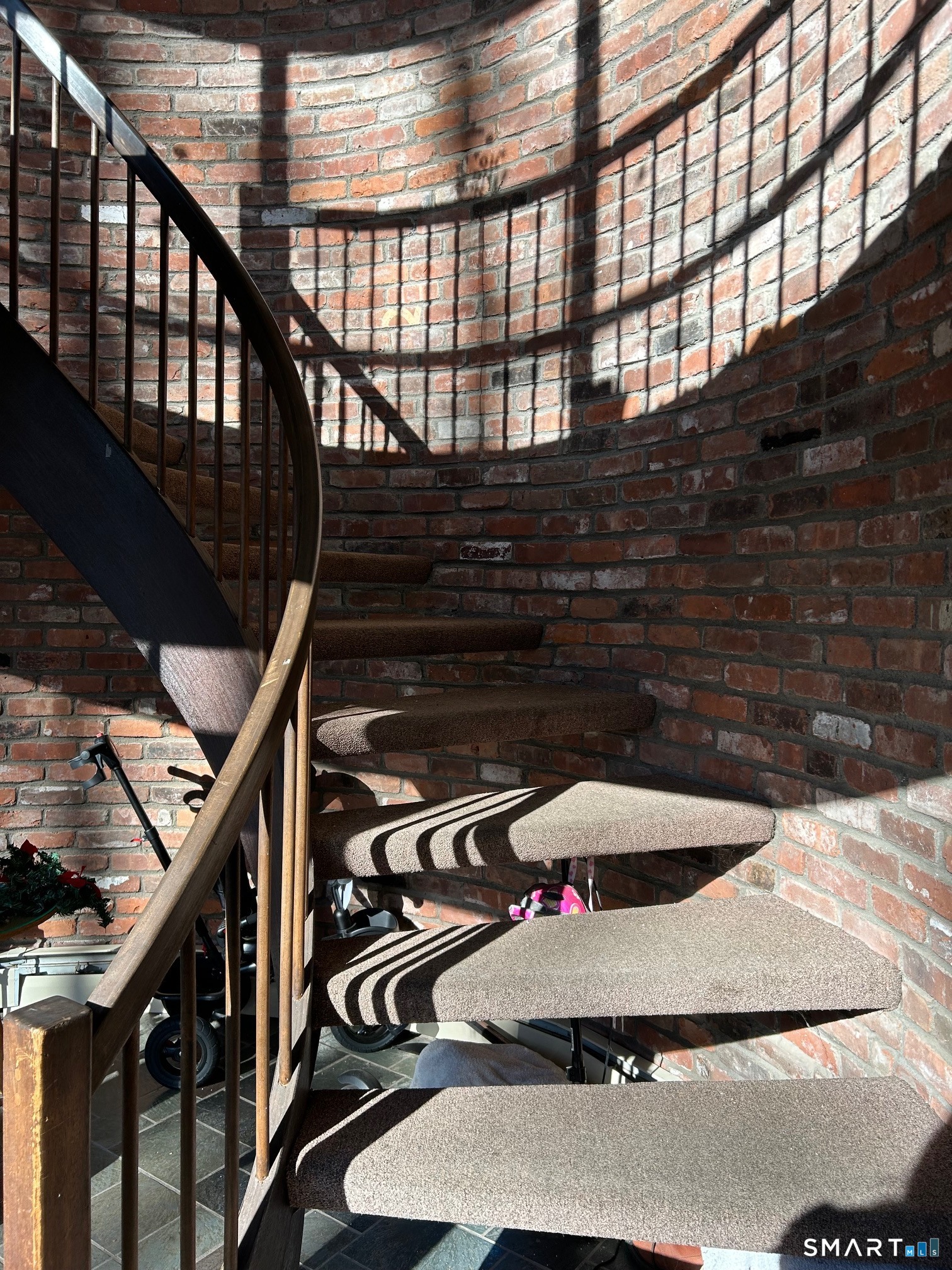 Homes for sale in Woodbury, CT | 126 Sherman Hill Rd #APT B12, Woodbury, CT 06798 | MLS# 24146084