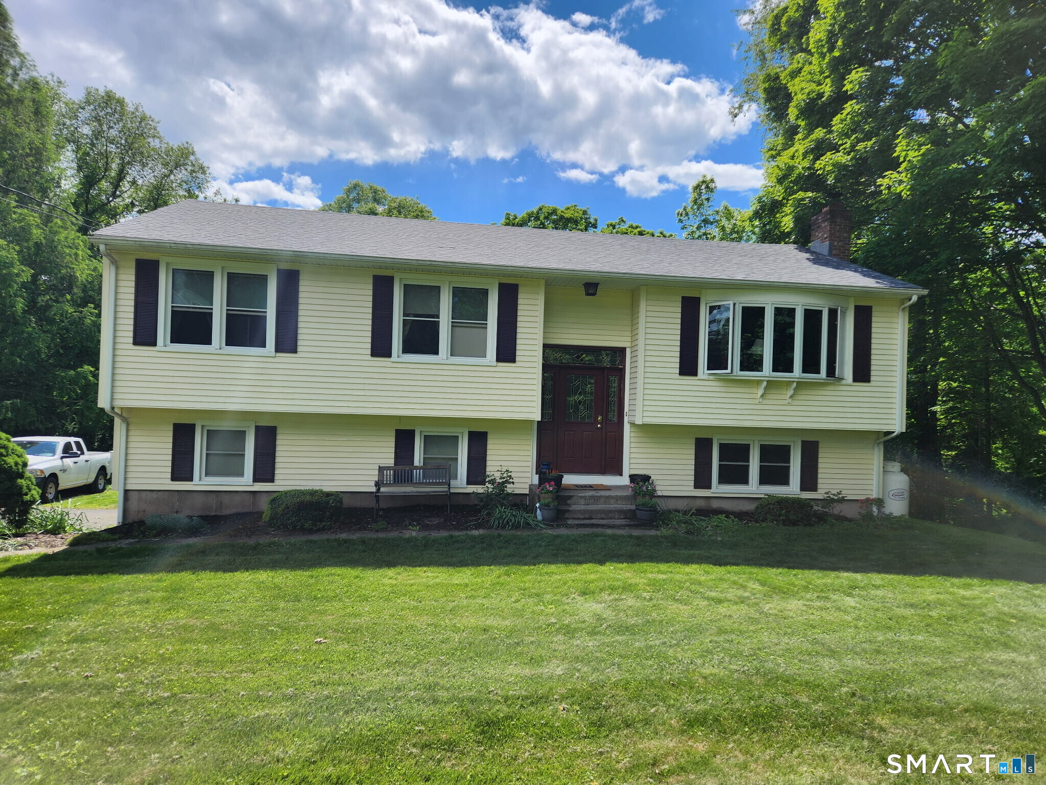 Photo 37 of 68 Woodhouse Avenue, North Branford, CT